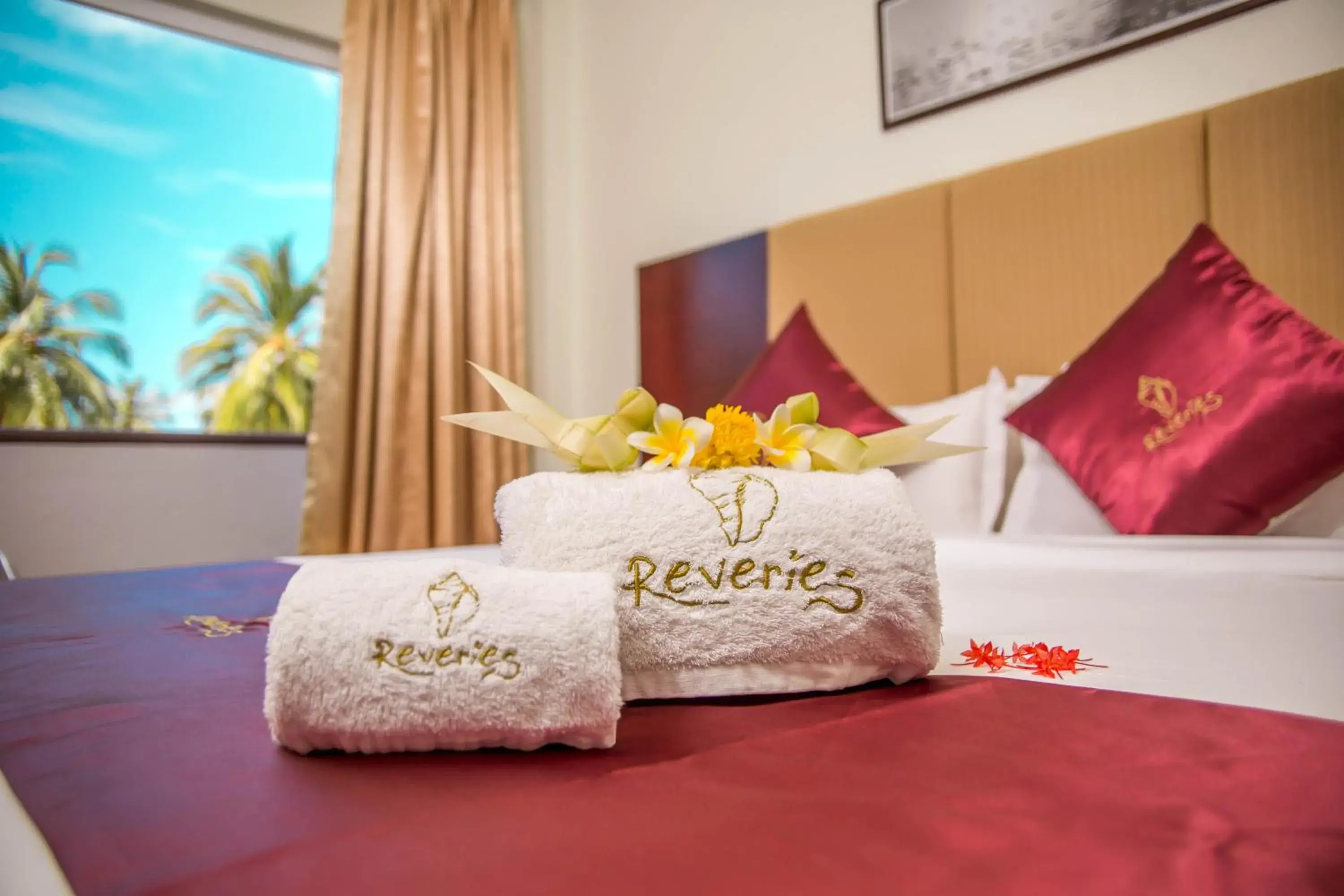 Deluxe Double or Twin Room in Reveries Maldives Deluxe Double or Twin Room in Reveries Maldives