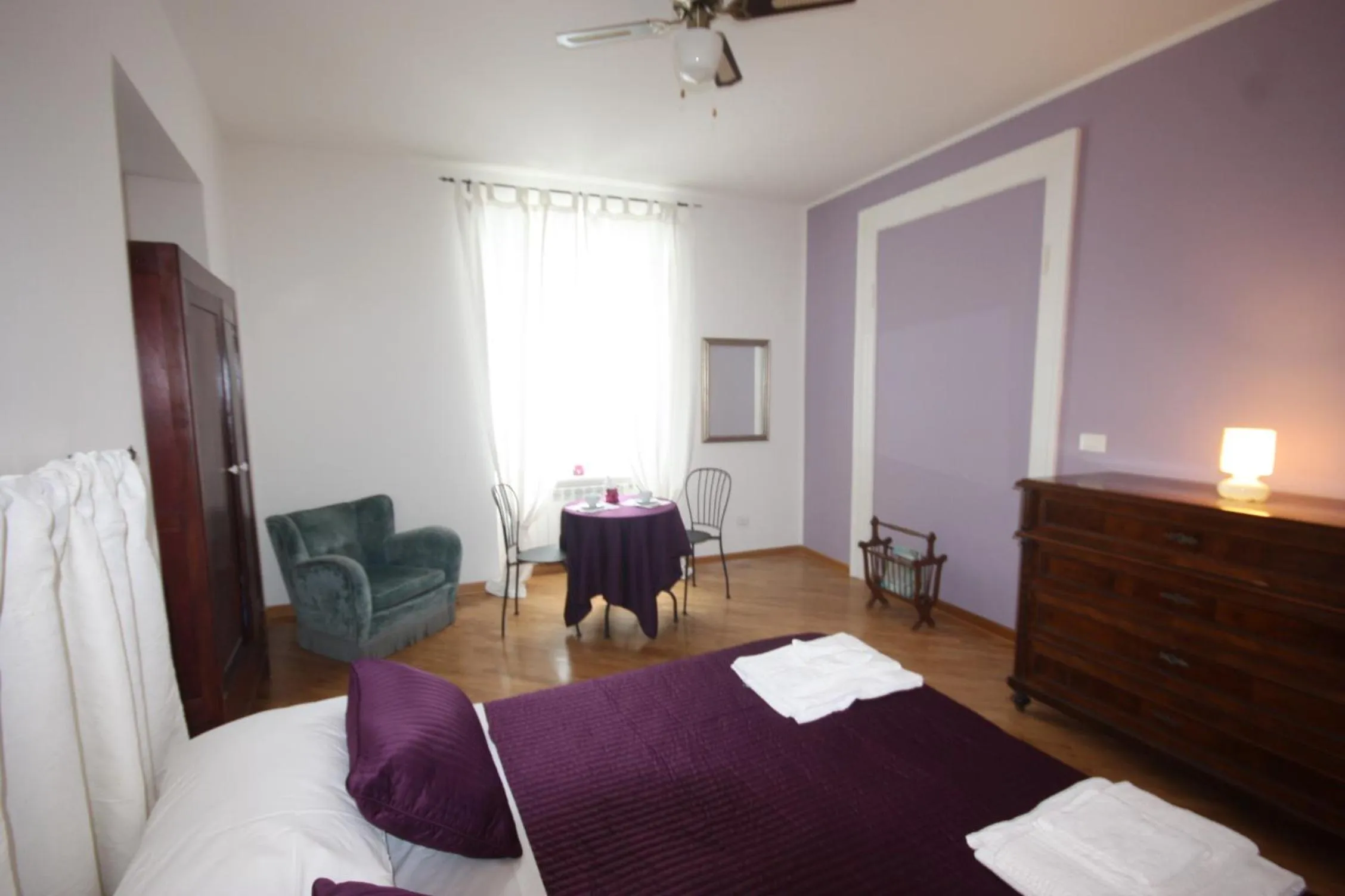 Photo of the whole room, Bed in Palazzo Brigido