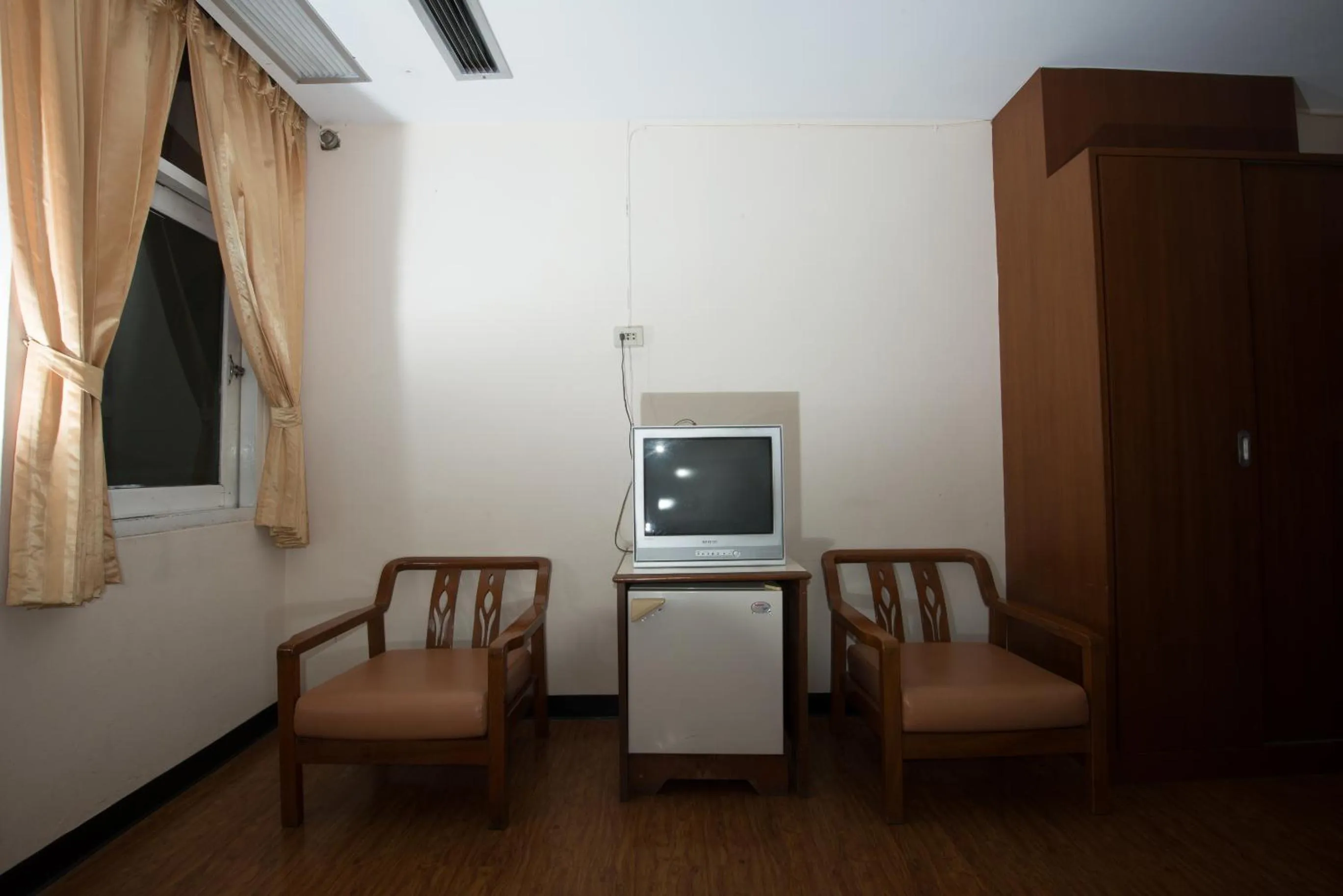 TV and multimedia in Muangphol Mansion