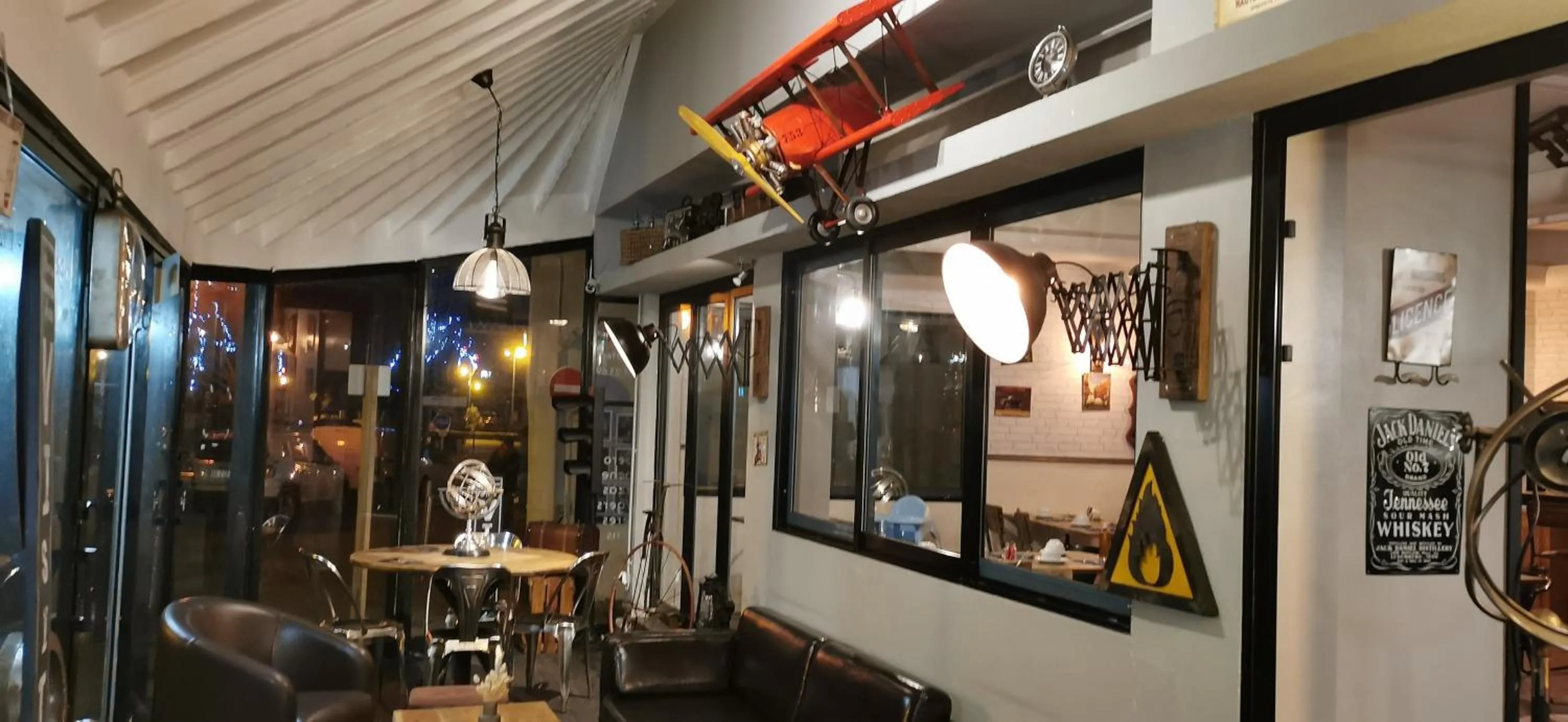 Restaurant/places to eat in Hôtel Restaurant La Voile - Le Dock'er