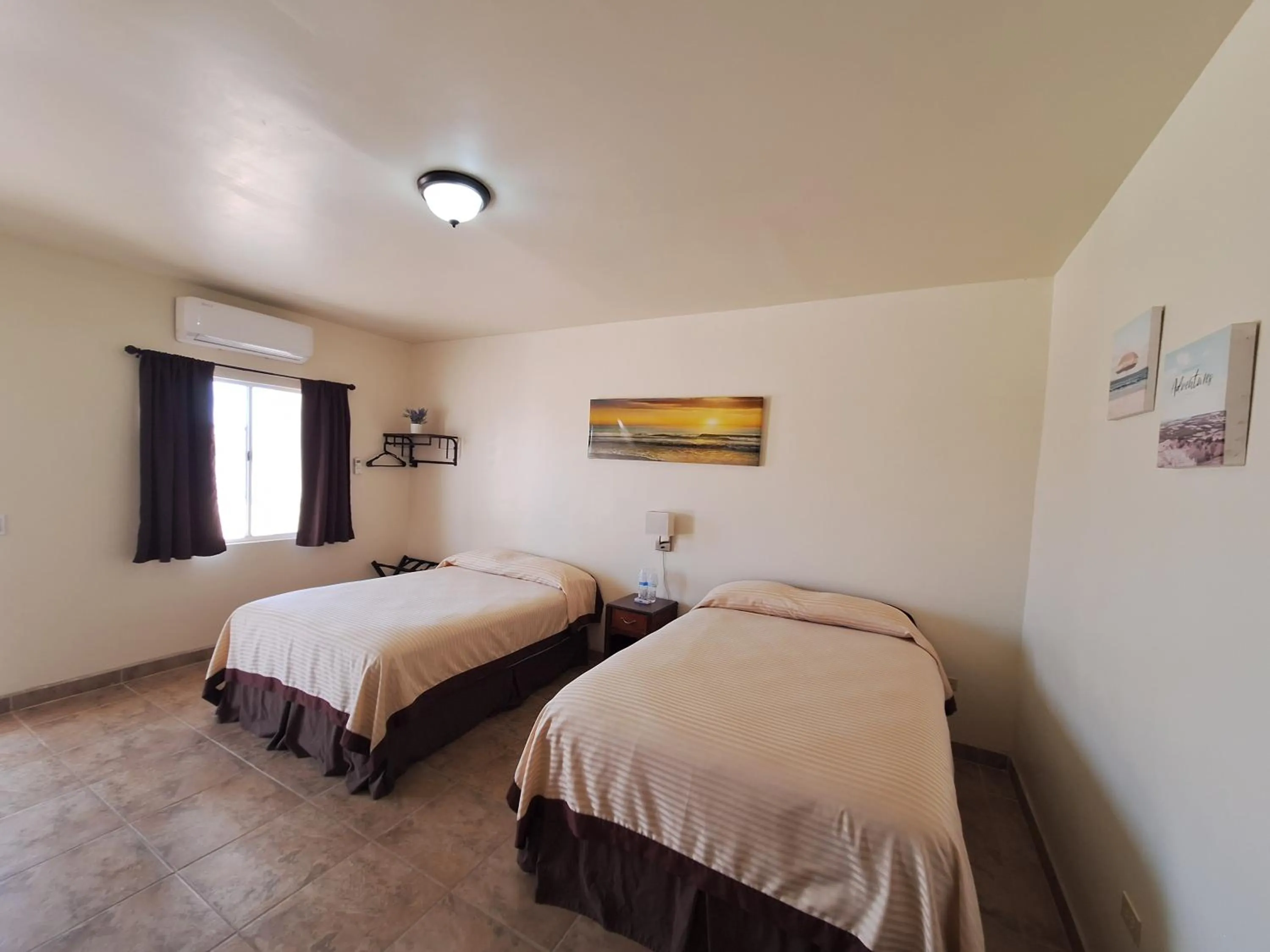 Bed in #44#27#56al#67 Rooms 2 beds near beach