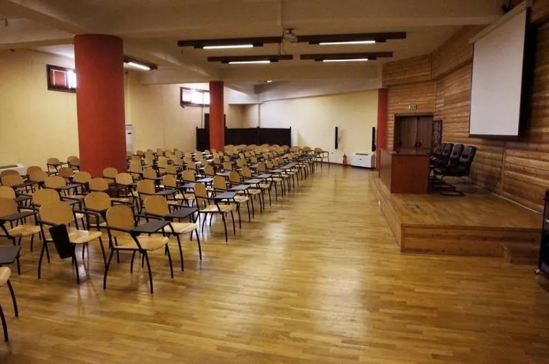 Business facilities in Le Chalet