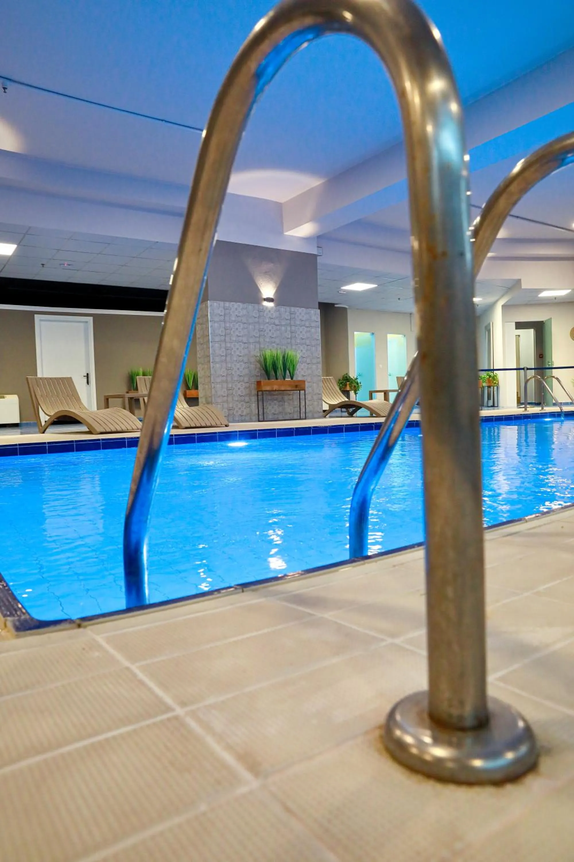 Swimming pool in Le Chalet