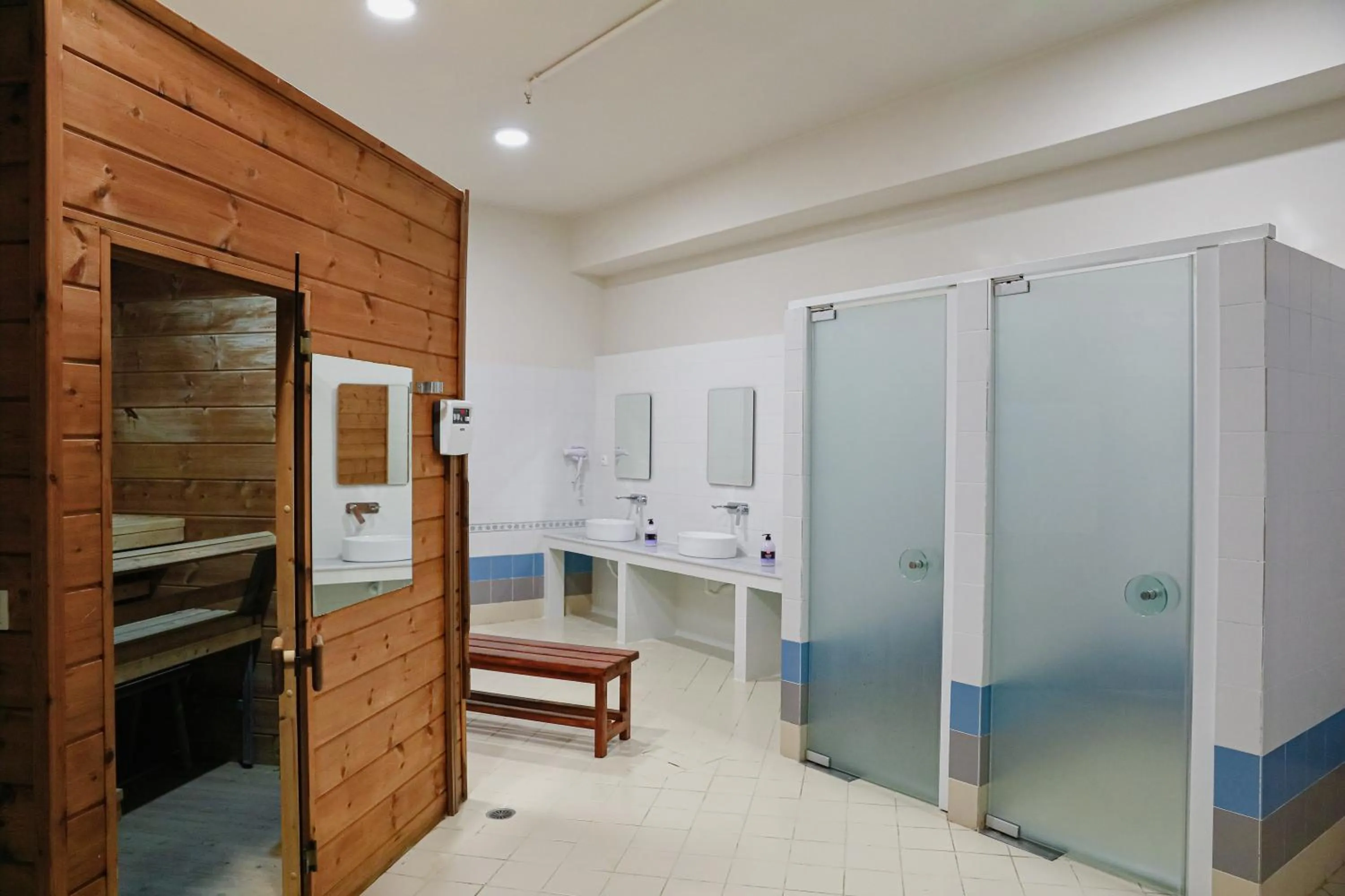 Hot Tub in Le Chalet