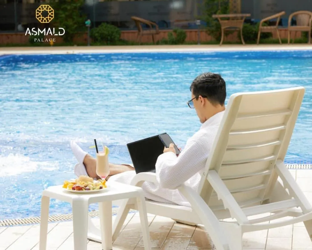 People in Asmald Palace Hotel