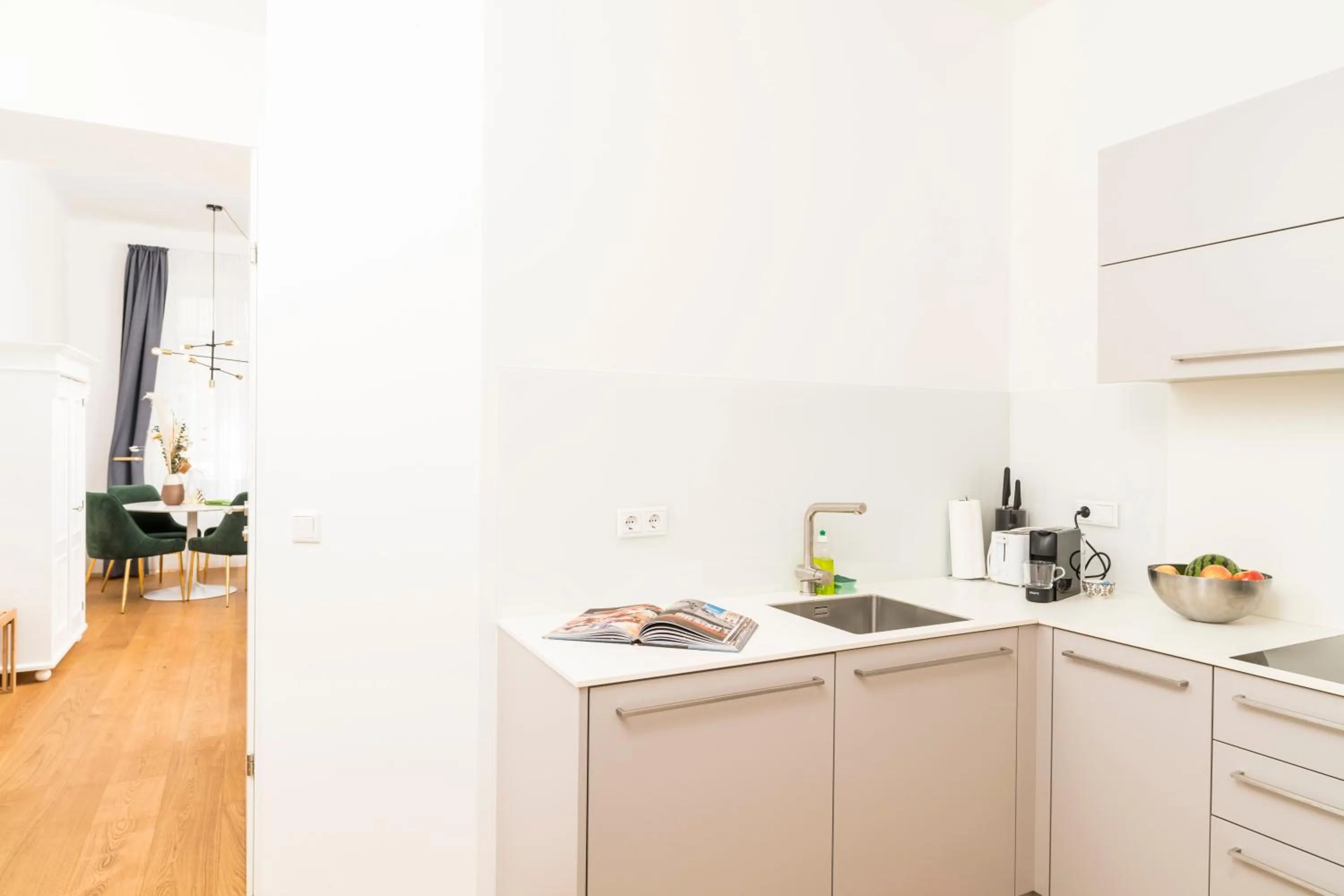 Kitchen or kitchenette in Mint@Naschmarkt Premium Apartments