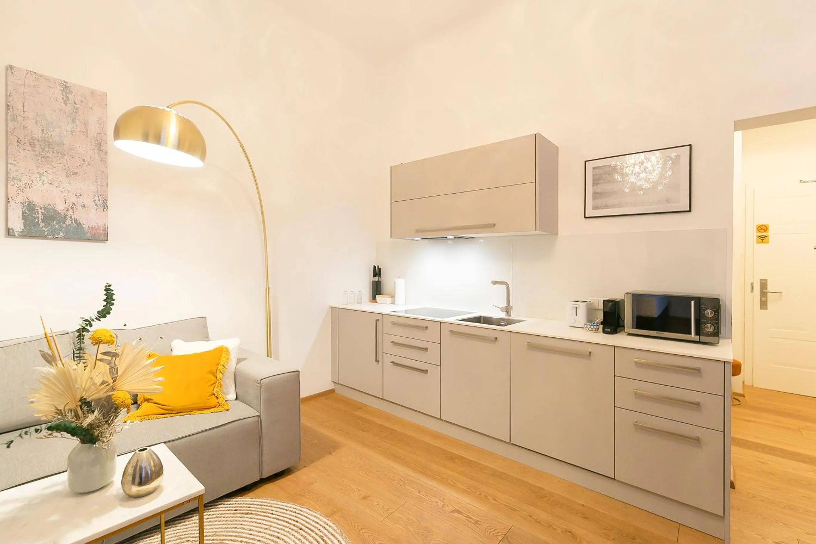 Kitchen or kitchenette in Mint@Naschmarkt Premium Apartments