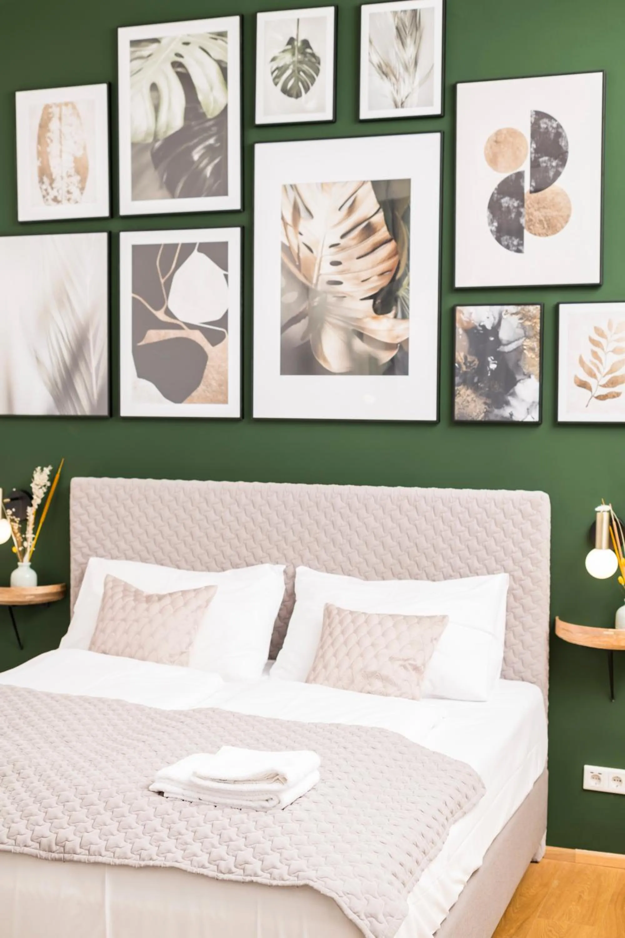 Bedroom, Bed in Mint@Naschmarkt Premium Apartments