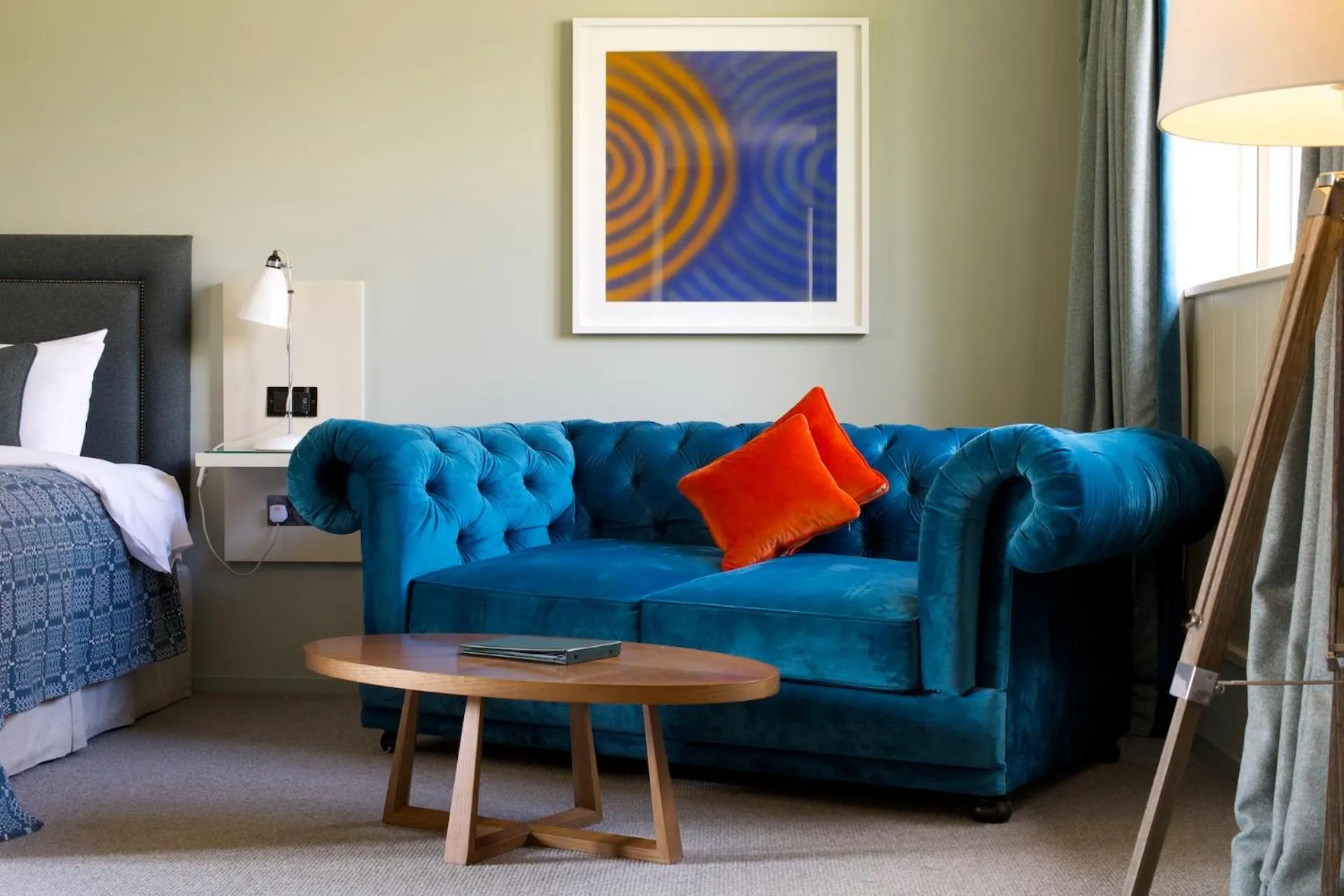 Bedroom in The Plume of Feathers