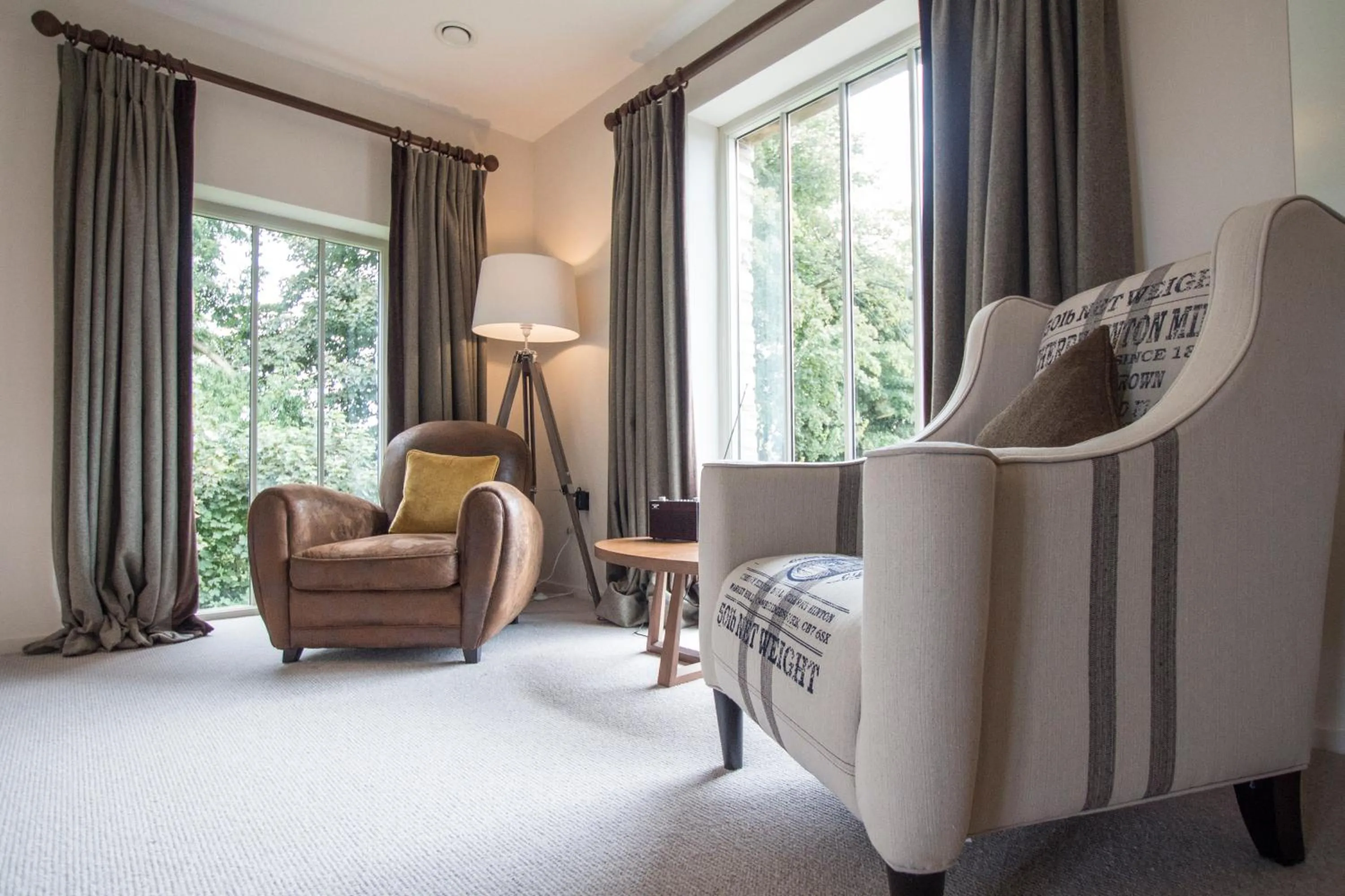 Day in The Plume of Feathers