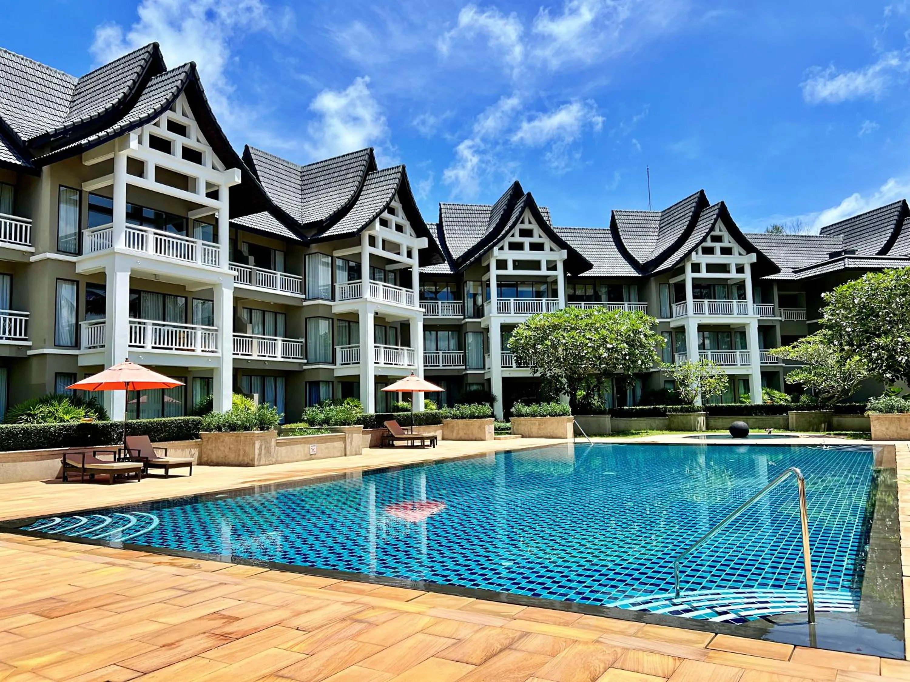 Property building in Allamanda Laguna Phuket by RESAVA