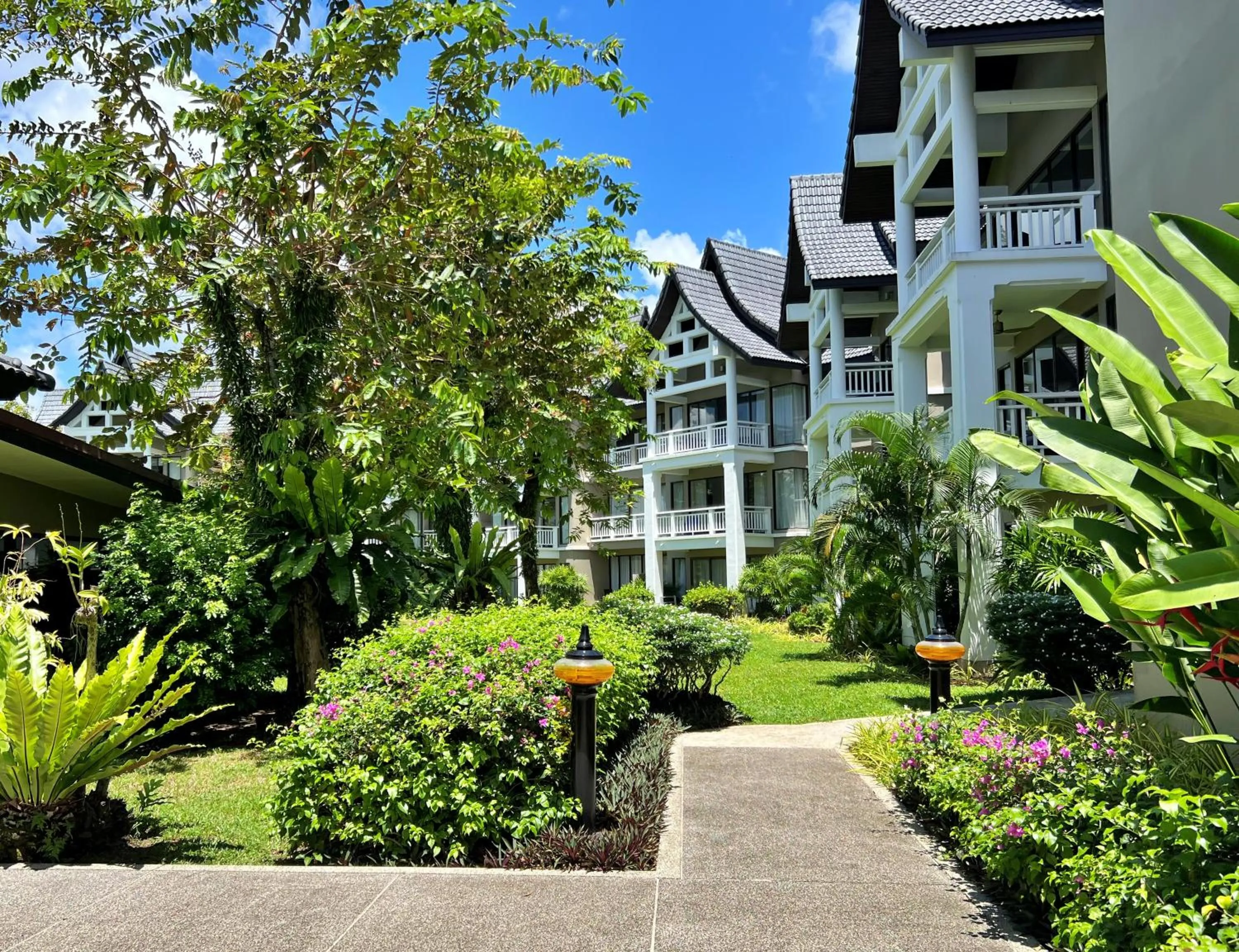 Garden in Allamanda Laguna Phuket by RESAVA