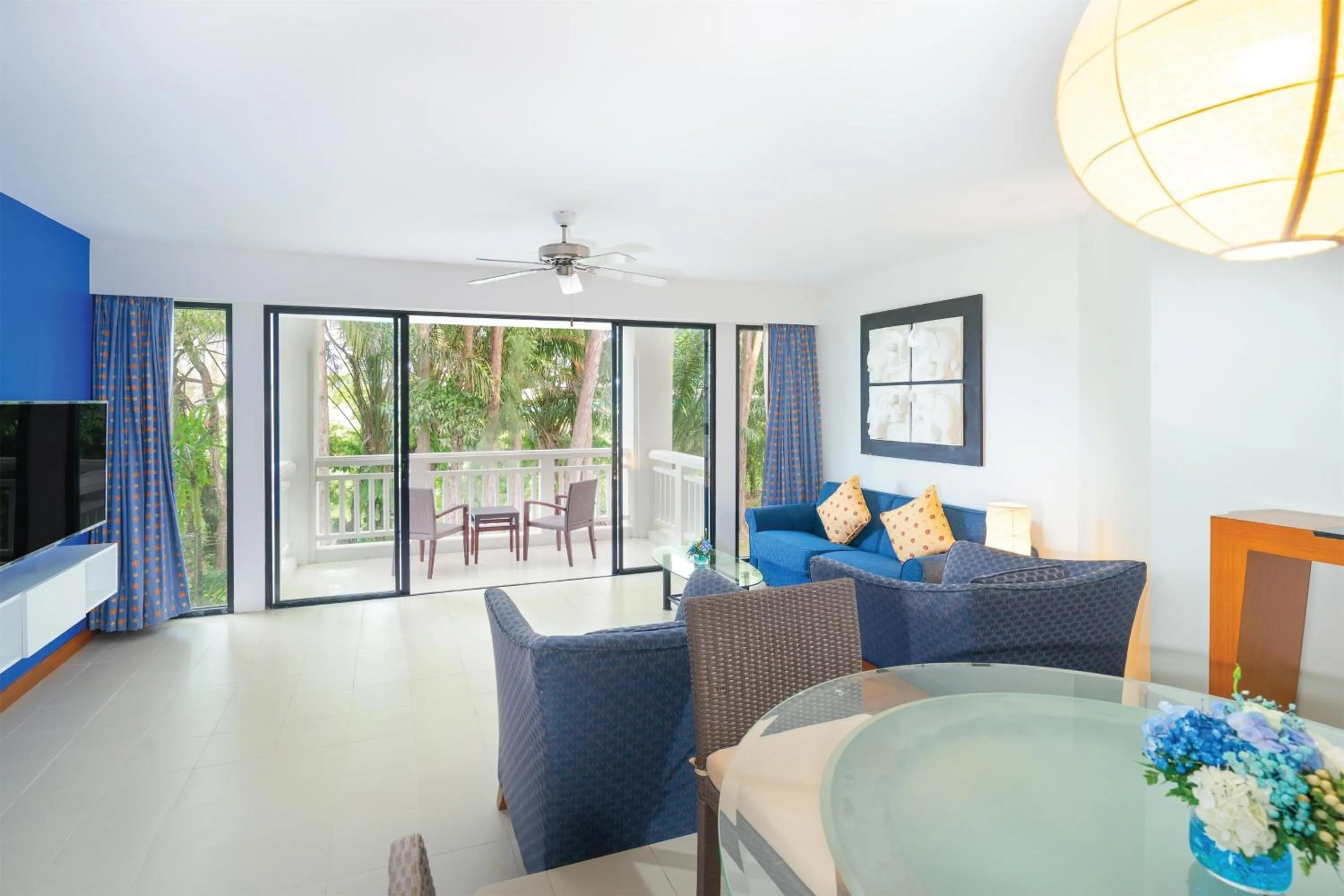 Property building in Homm Suites Laguna, part of Banyan Group