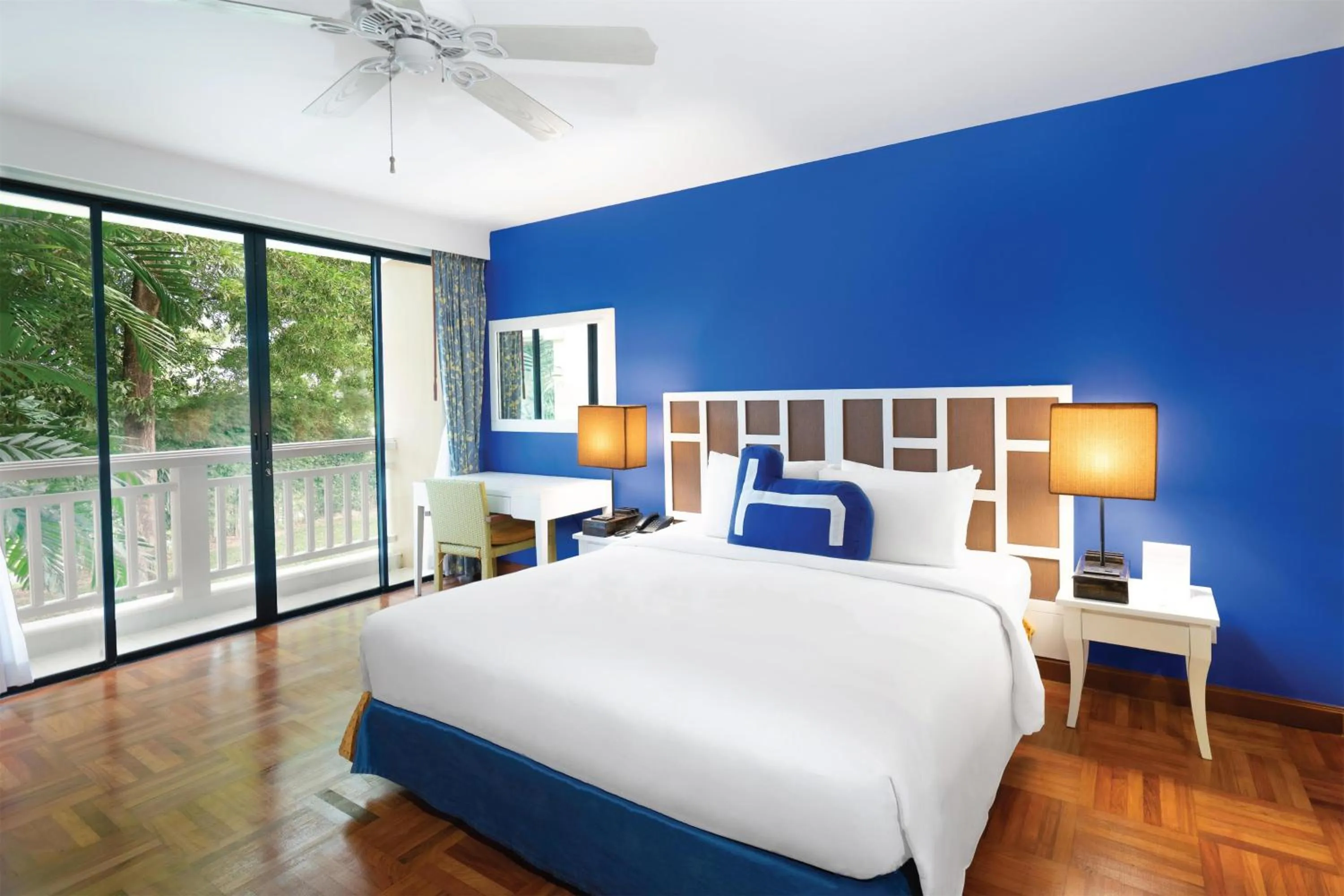 Bedroom, Bed in Homm Suites Laguna, part of Banyan Group