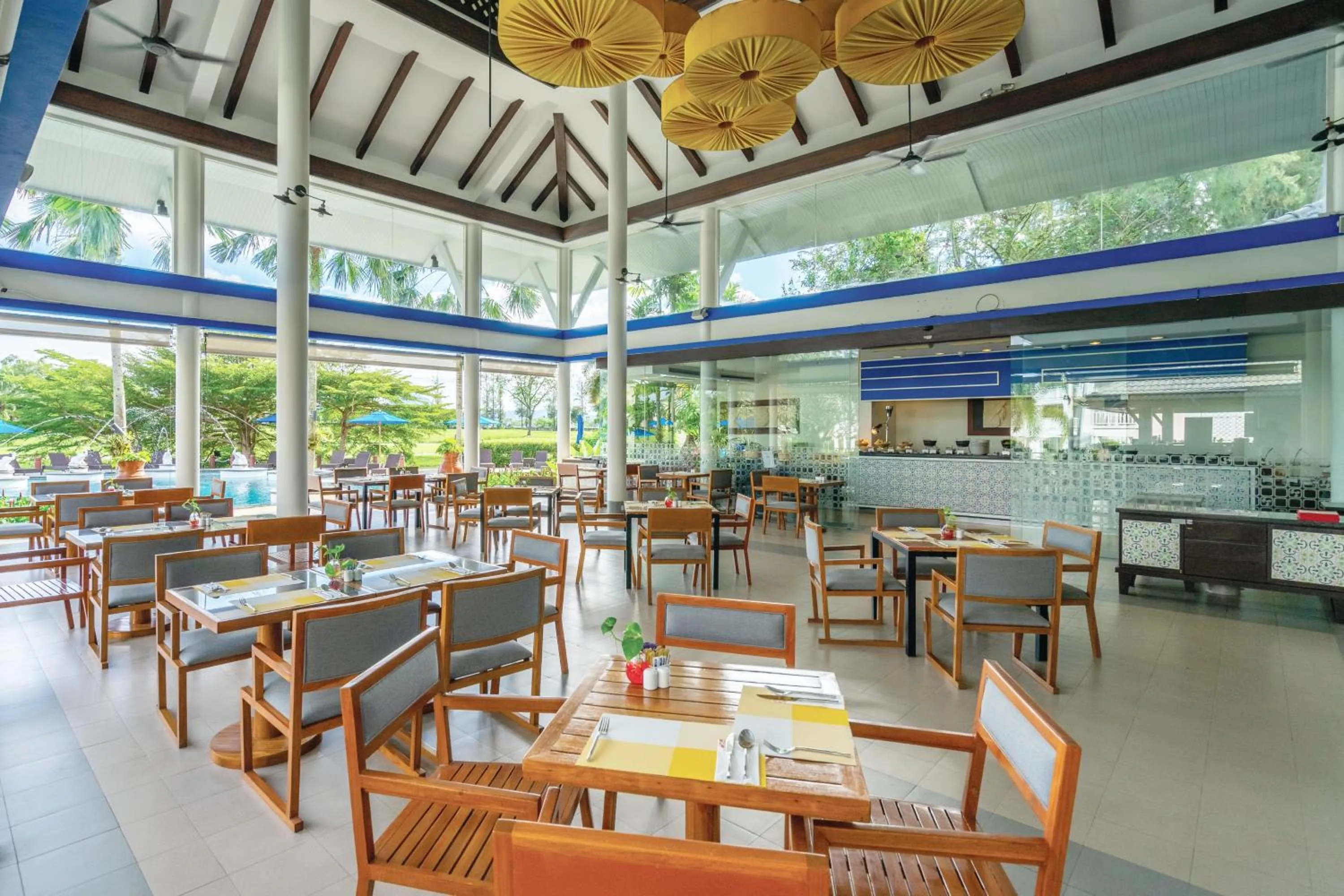 Restaurant/places to eat in Homm Suites Laguna, part of Banyan Group