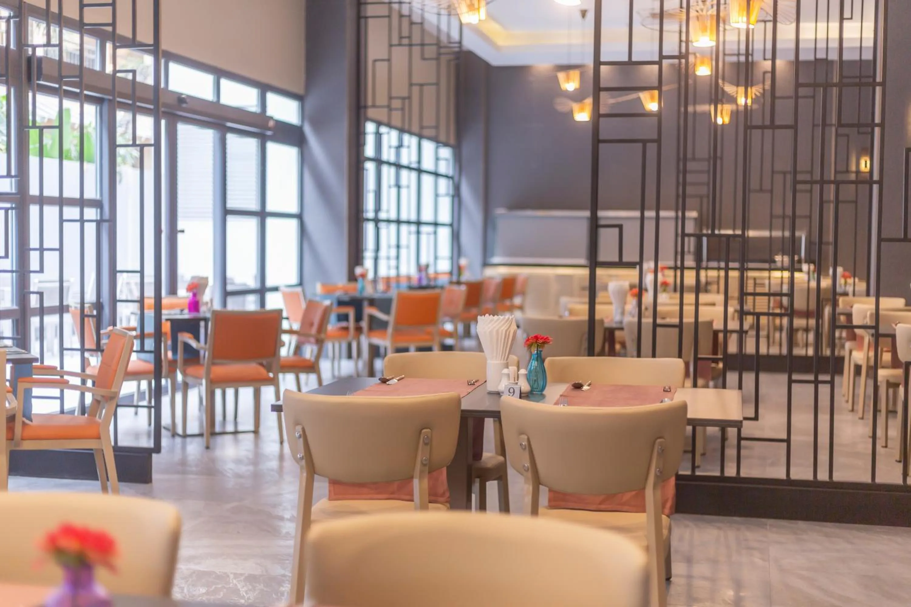 Restaurant/places to eat in WOOVO Phuket Patong - by Swandor