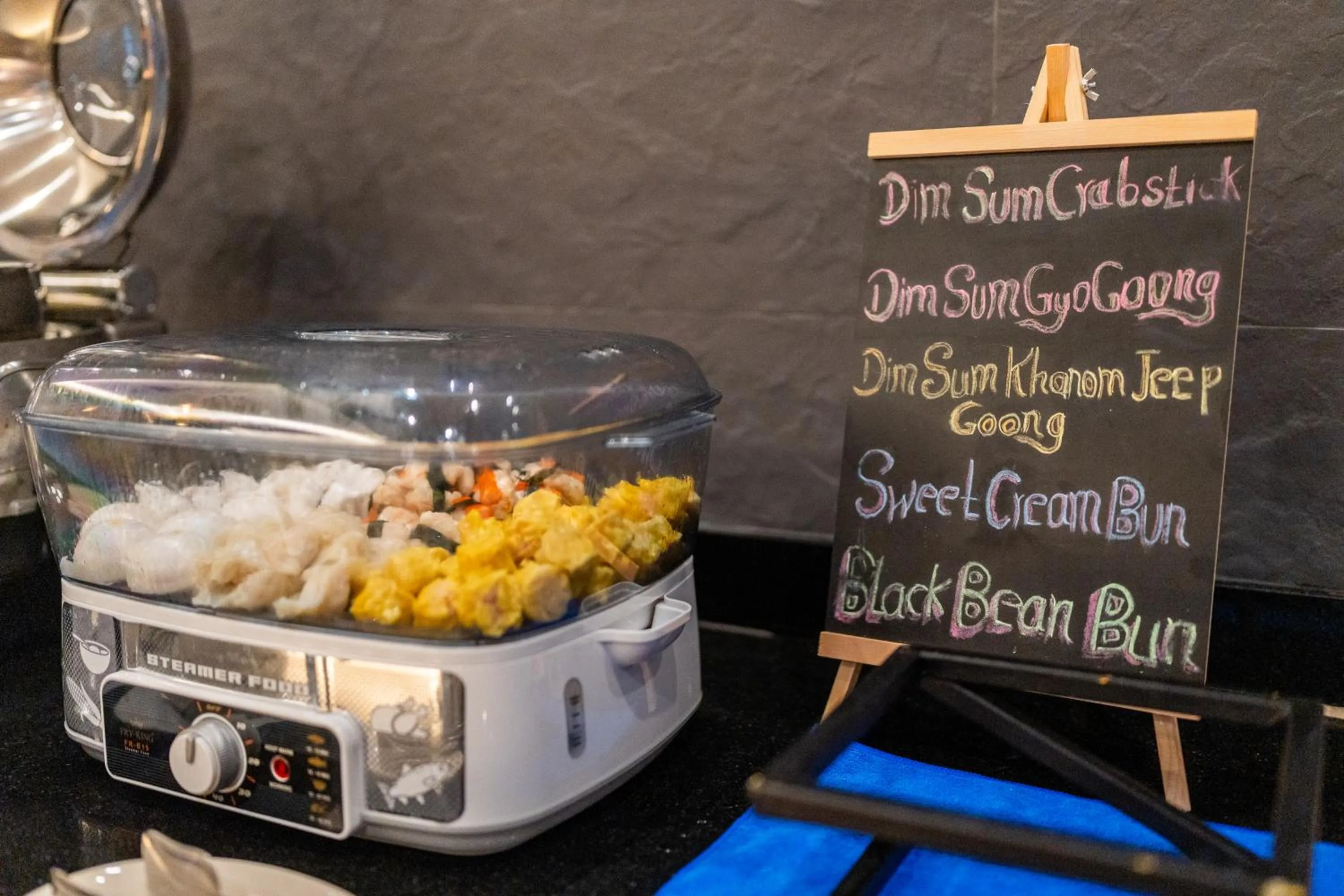 Breakfast in WOOVO Phuket Patong - by Swandor