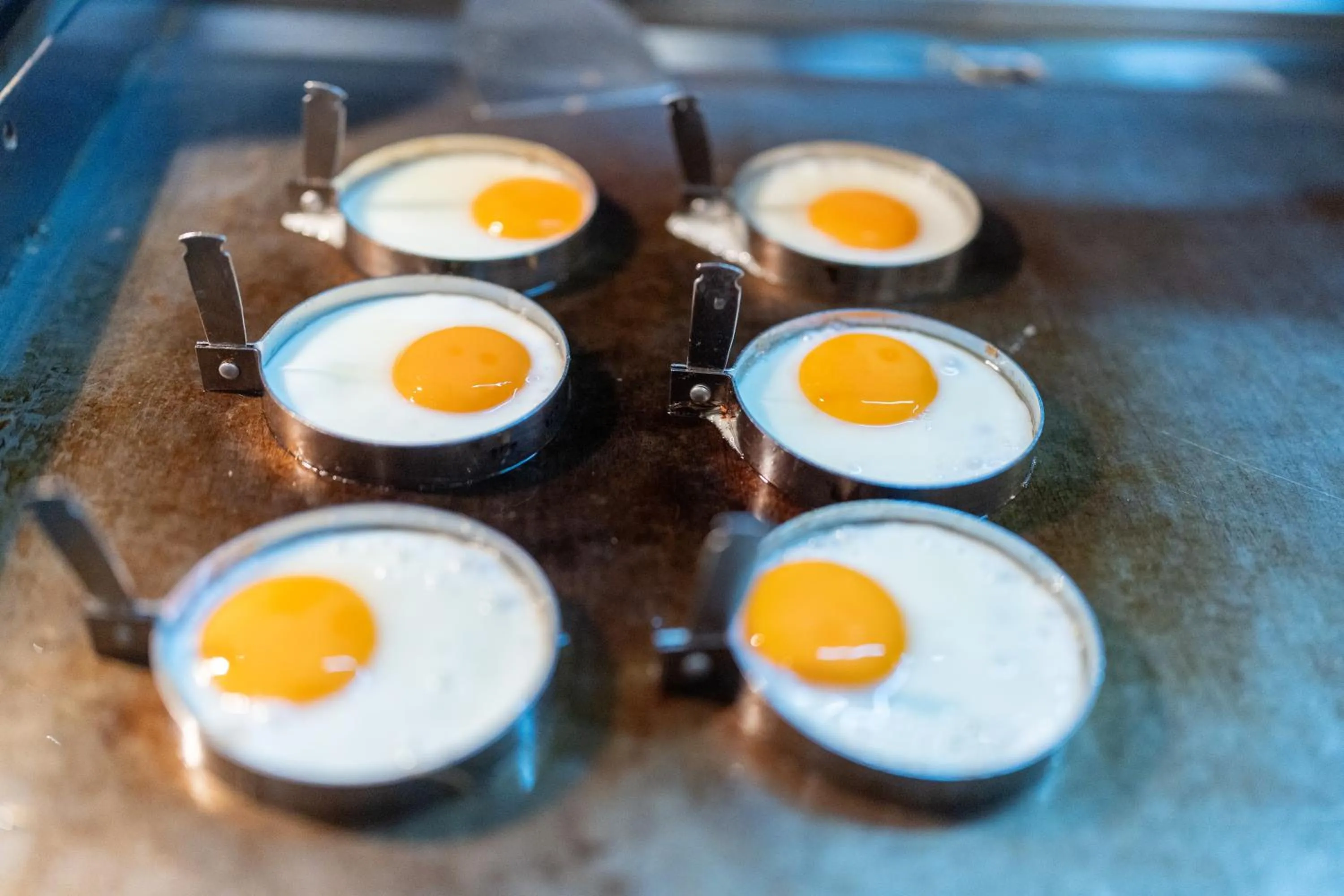 Breakfast in WOOVO Phuket Patong - by Swandor