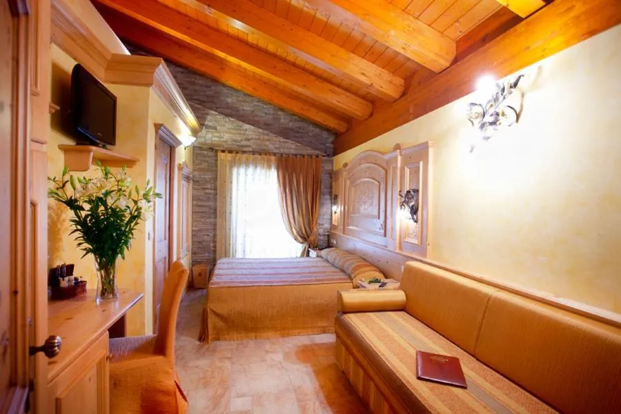 Bed in Hotel Le Ortensie