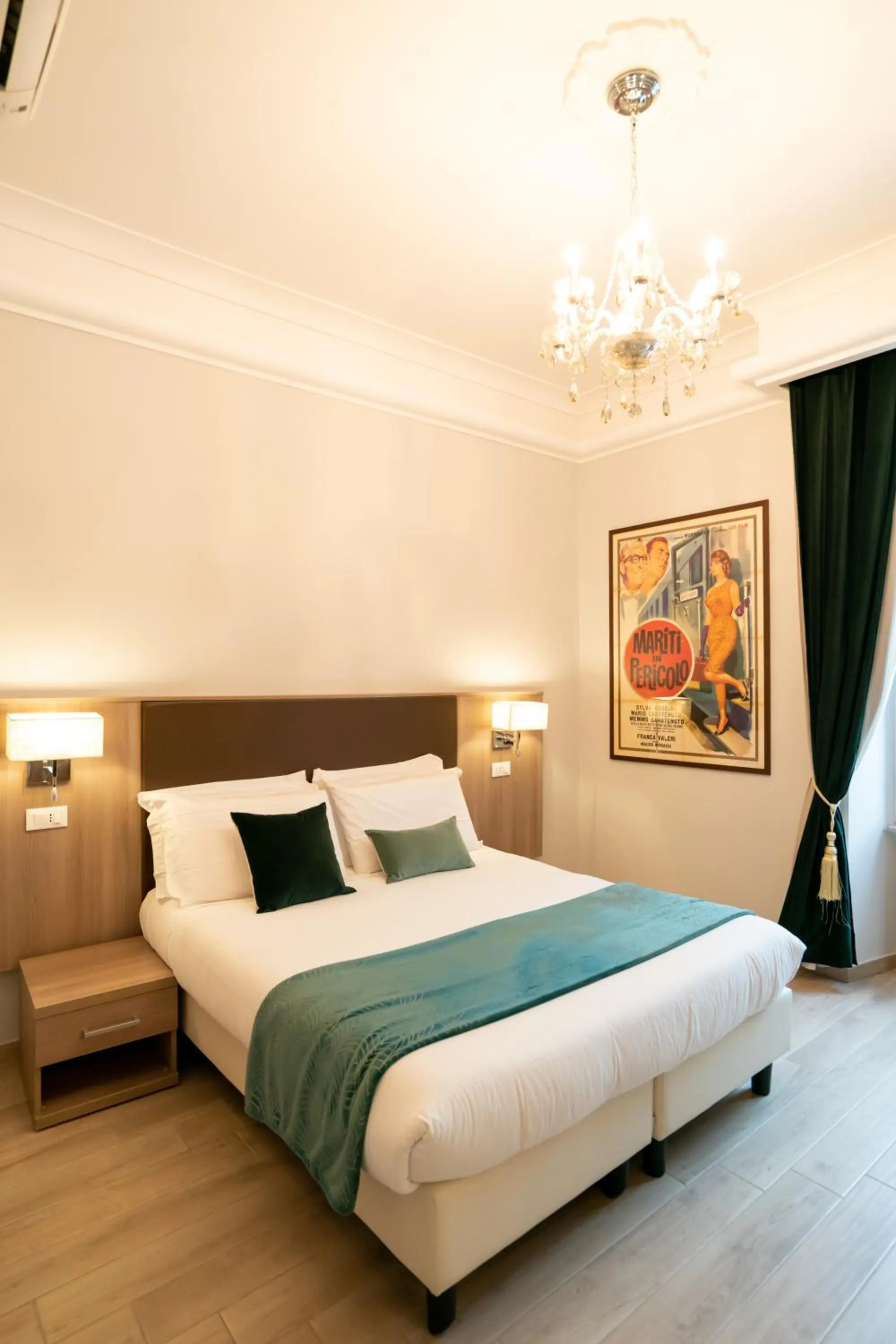 Bed in Archi di Roma Guest House