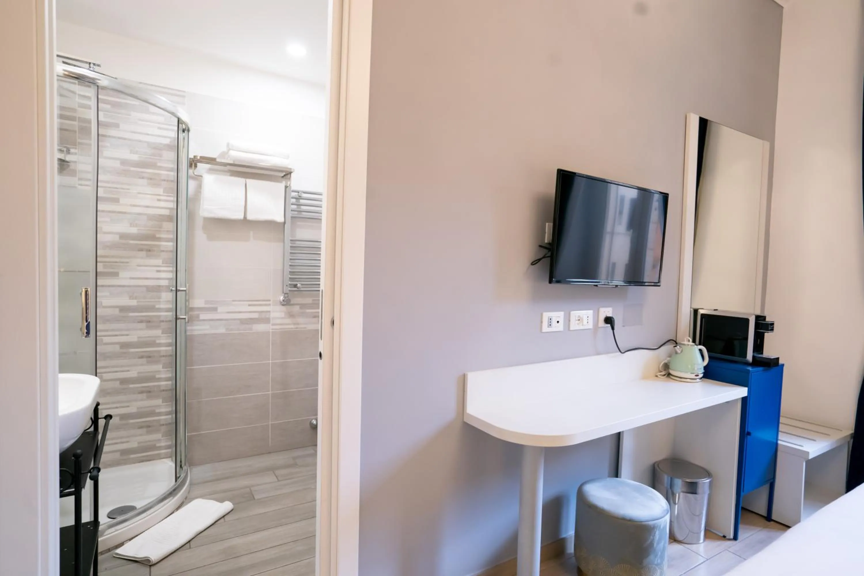 Bathroom in Archi di Roma Guest House