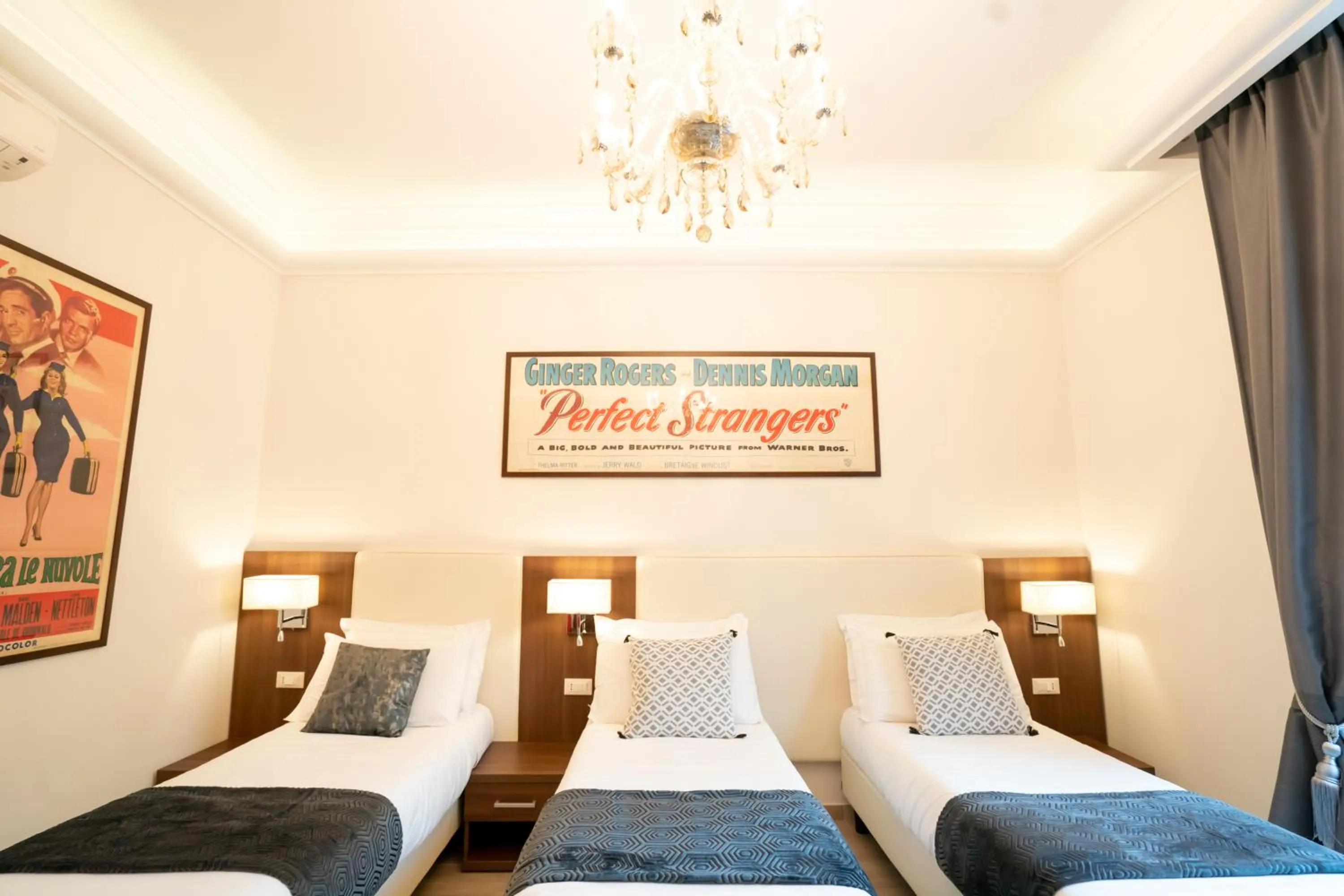 Bed in Archi di Roma Guest House