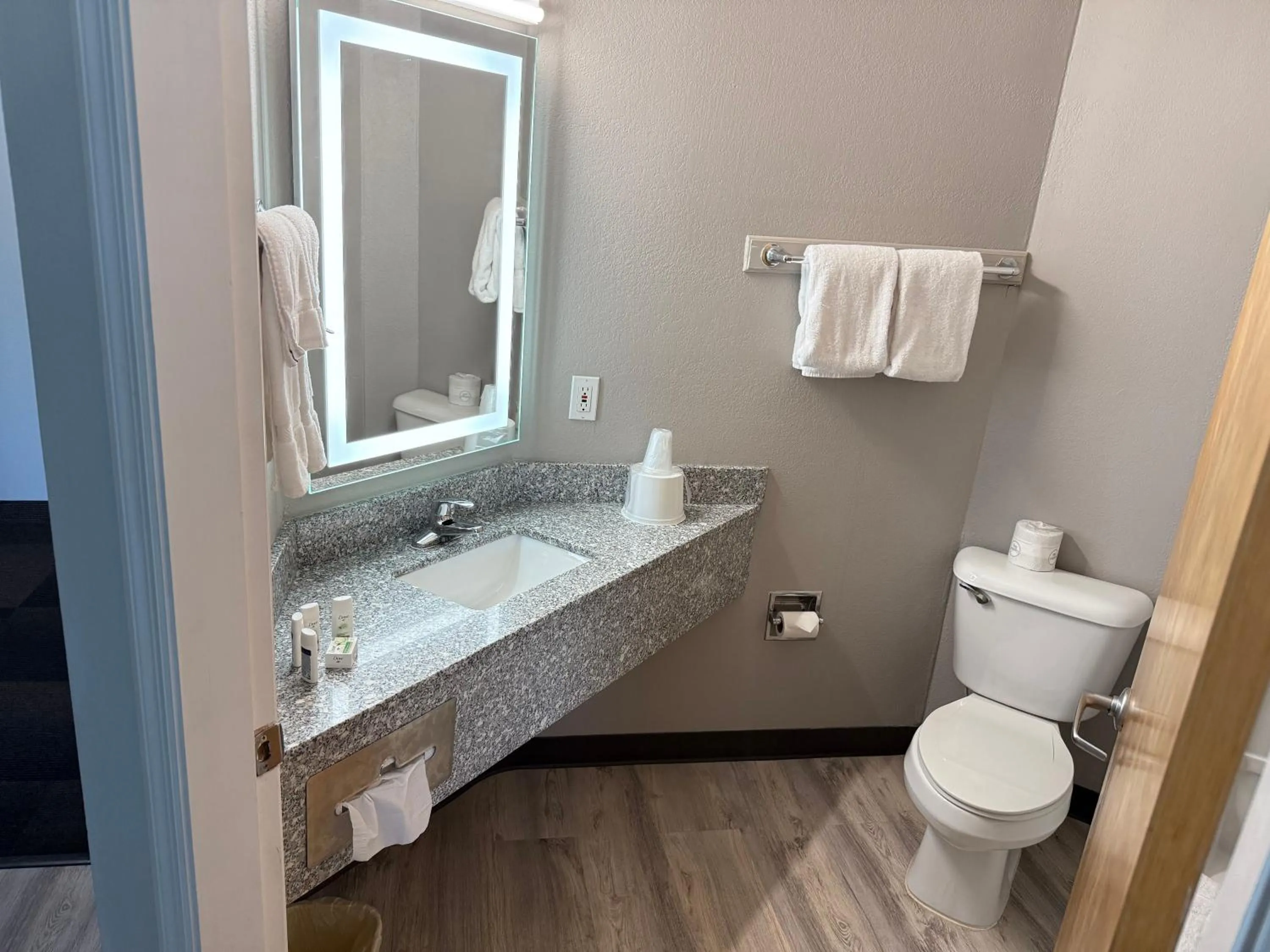 Baymont by Wyndham Athens, TN