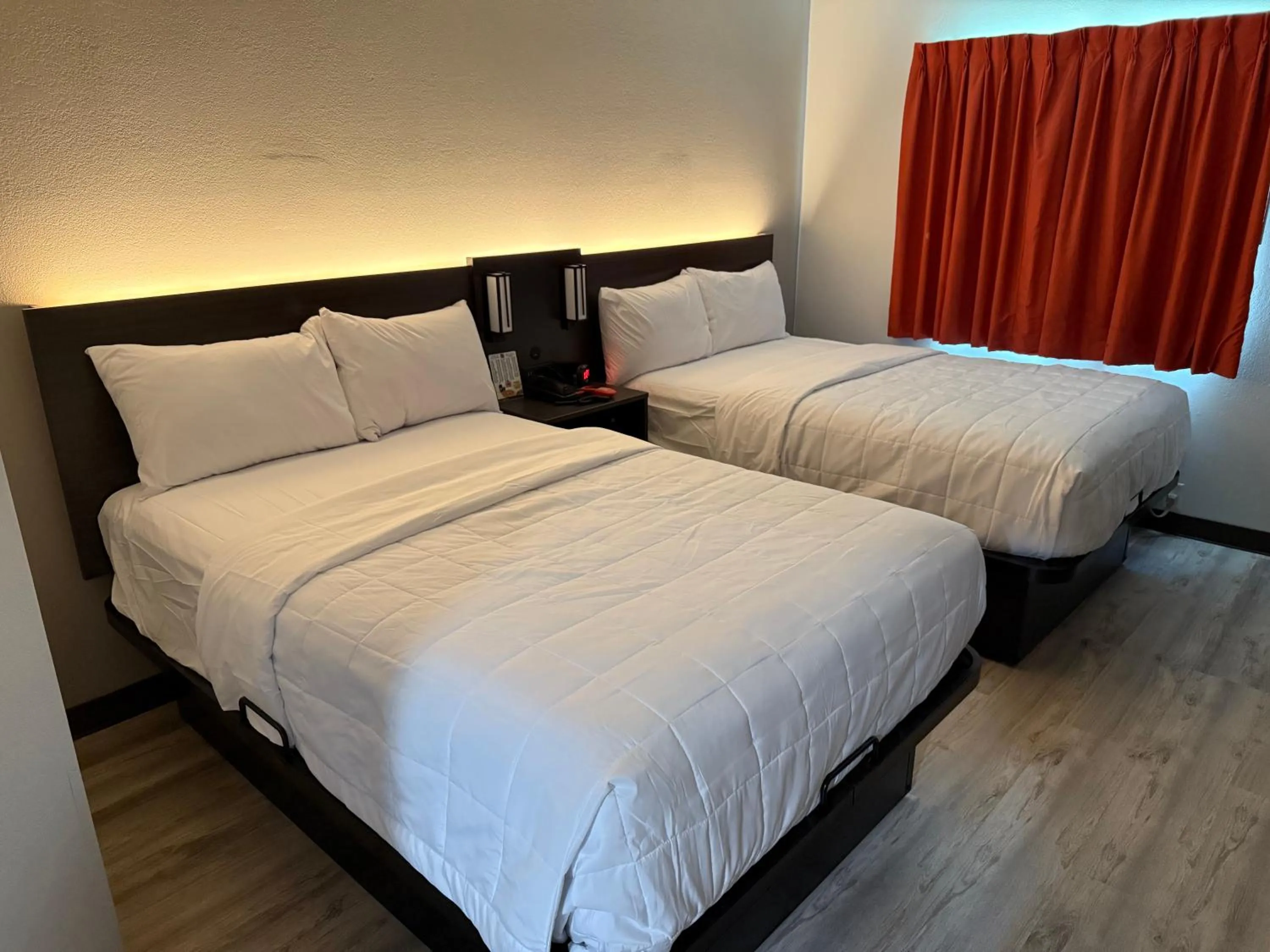 Bed in Baymont by Wyndham Athens, TN