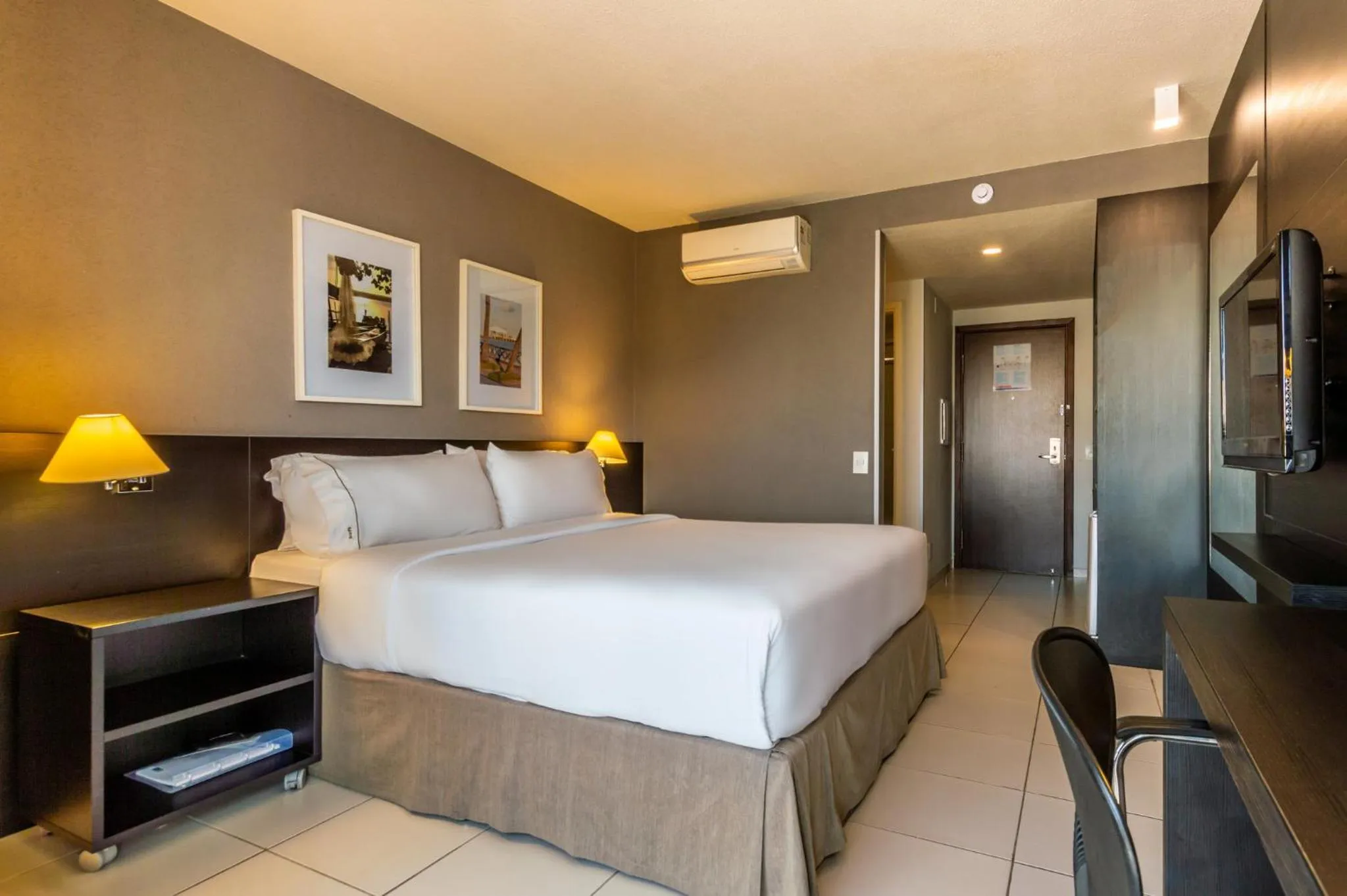 Photo of the whole room, Bed in Hilton Garden Inn Maceio