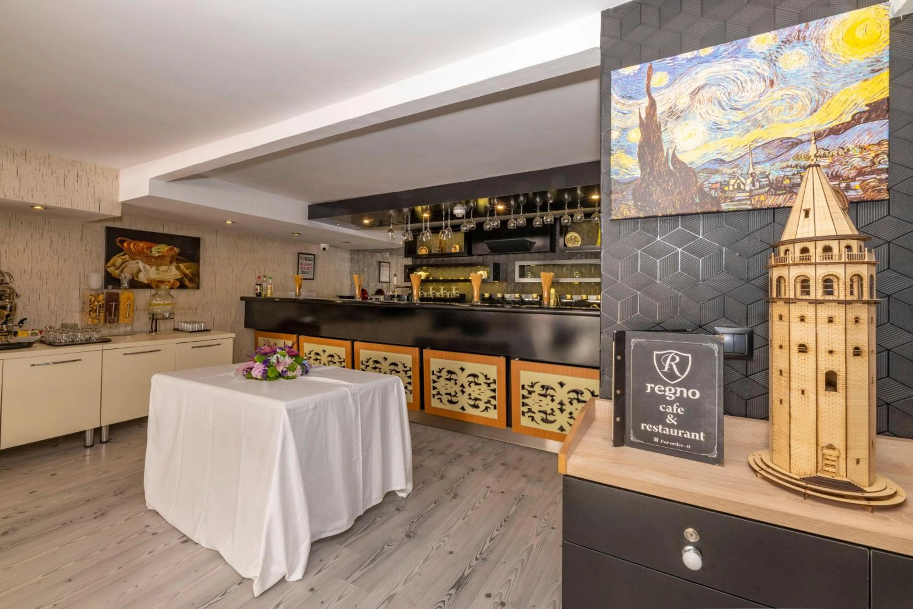 Lounge or bar in Regno Hotel