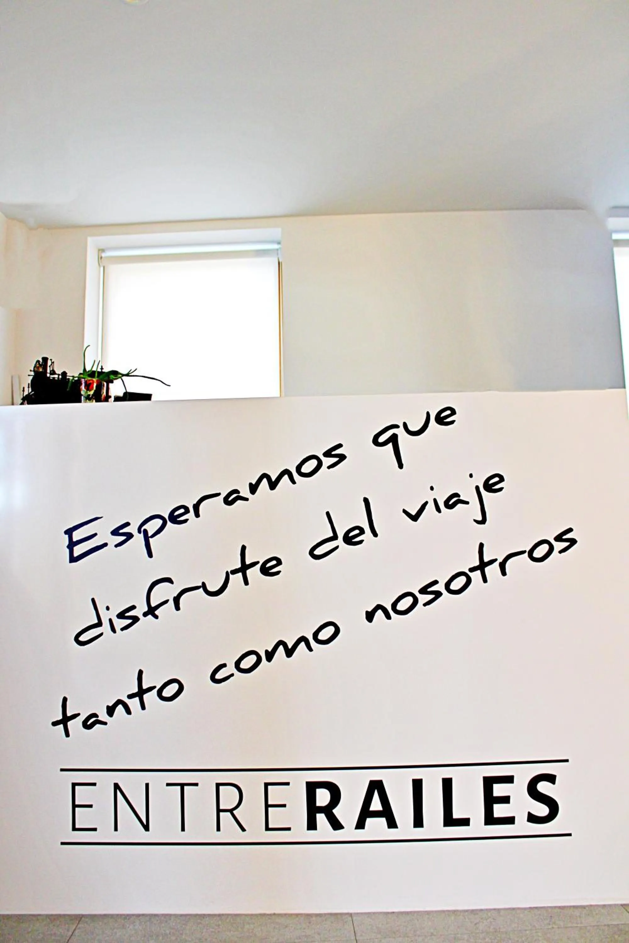 Lobby or reception in Hotel Entrerailes