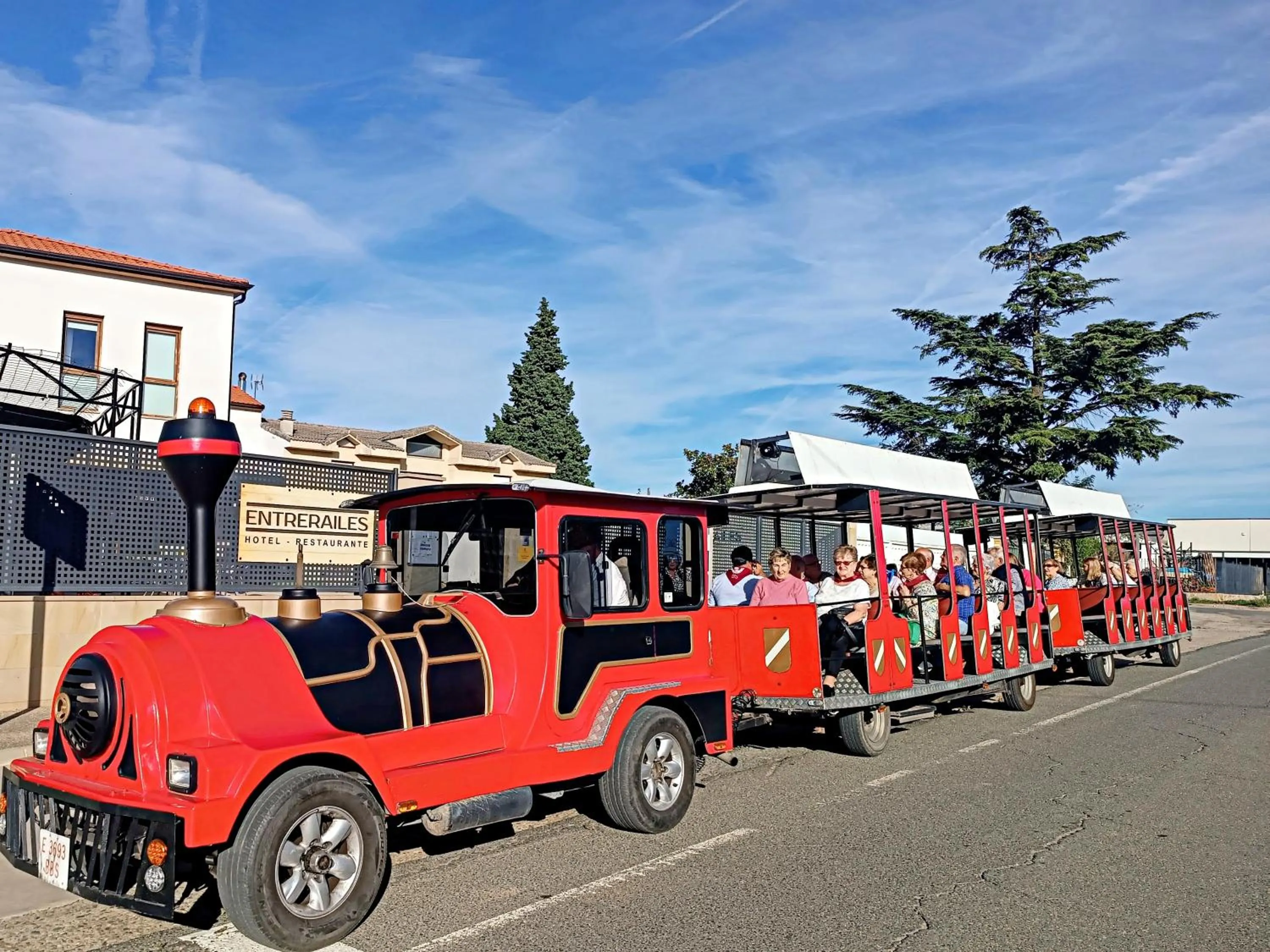 Day in Hotel Entrerailes