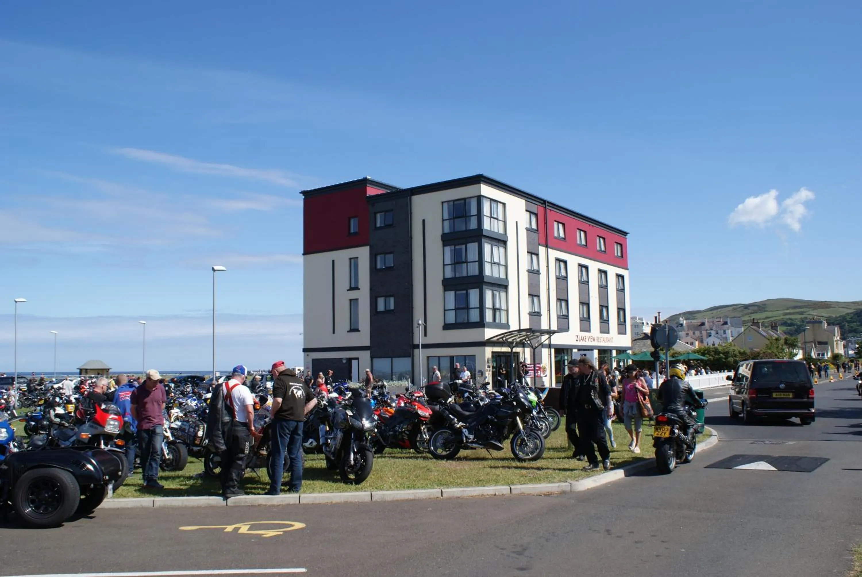 Entertainment in Ramsey Park Hotel