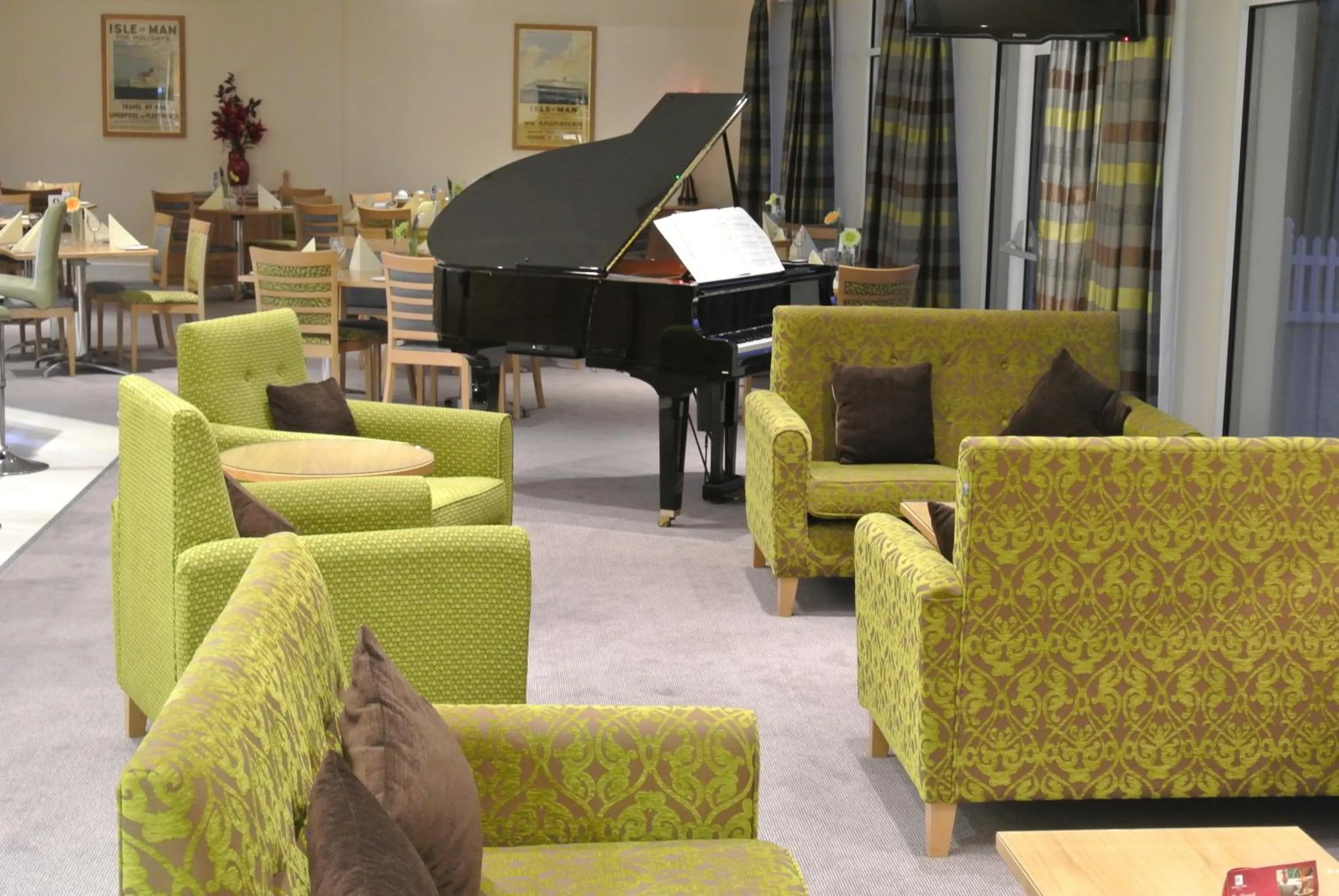 Lounge or bar in Ramsey Park Hotel