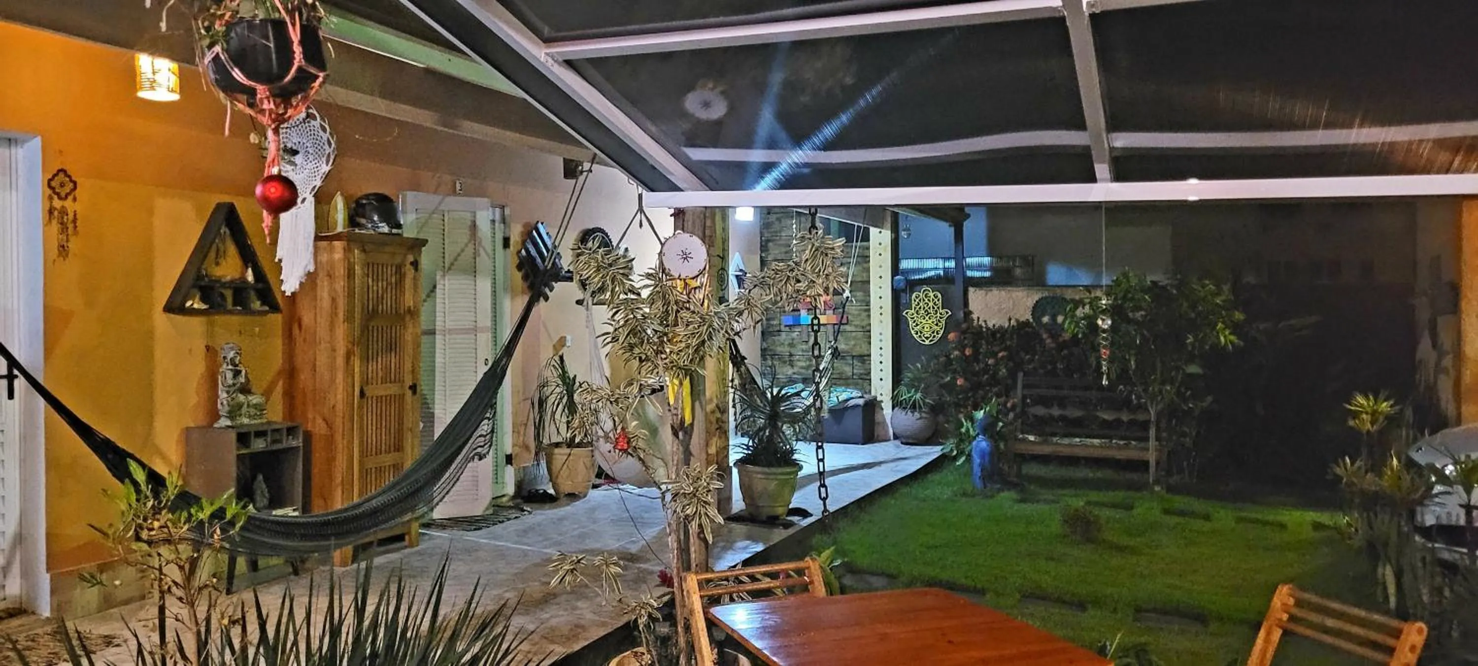 Pousada e SPA Shiva São Sebastião 200mts da praia