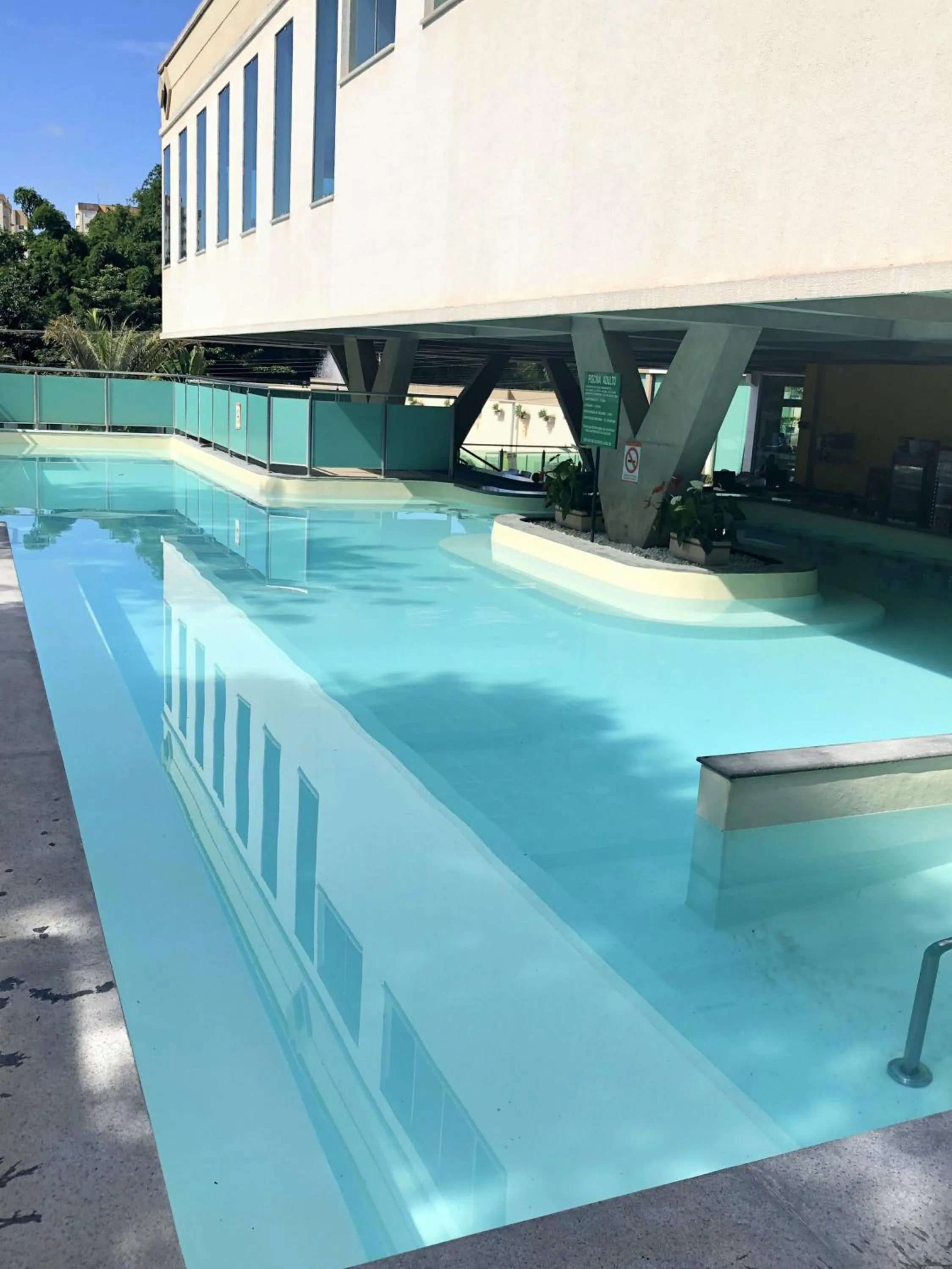 Swimming pool in Águas do Paranoá
