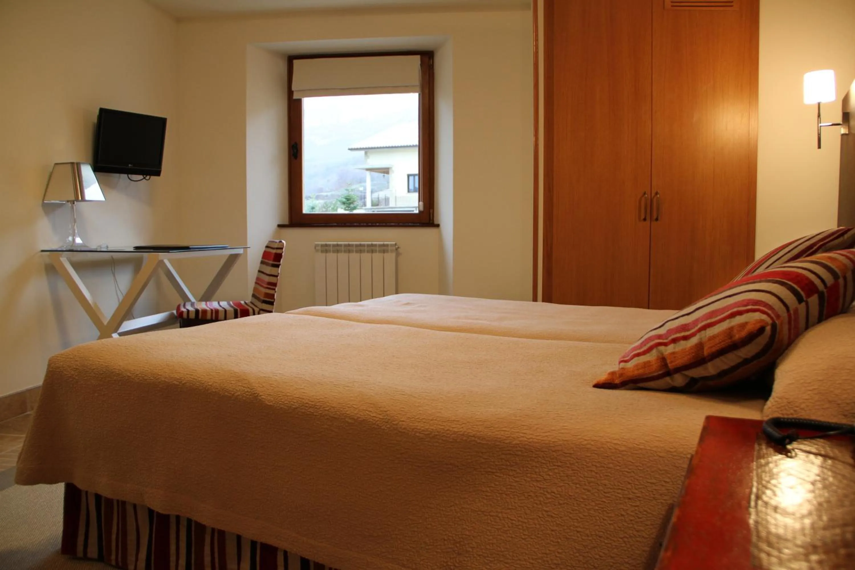 Photo of the whole room, Bed in Hotel Palacio Dos Olivos