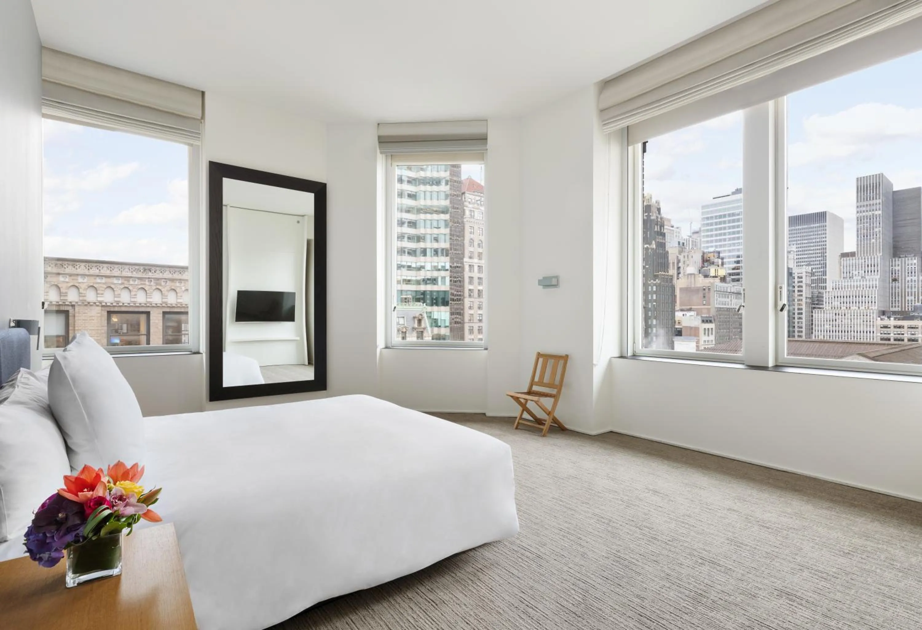 City view, Bed in Andaz 5th Avenue, By Hyatt