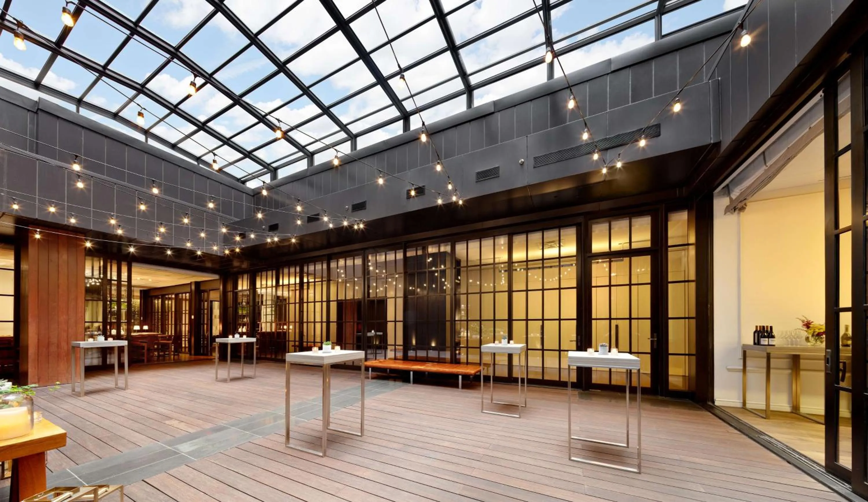 Meeting/conference room in Andaz 5th Avenue, By Hyatt