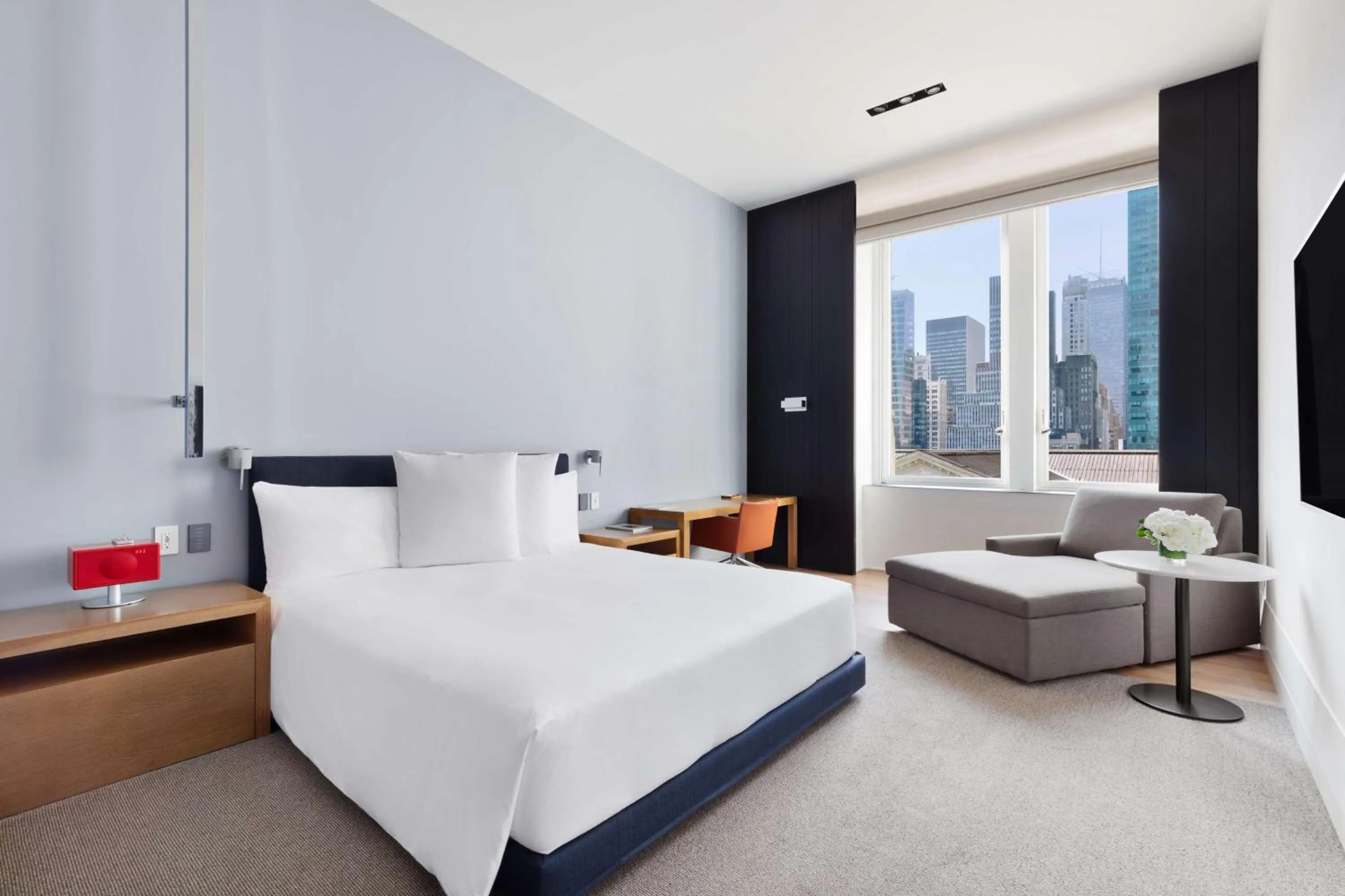 Bedroom, Bed in Andaz 5th Avenue, By Hyatt