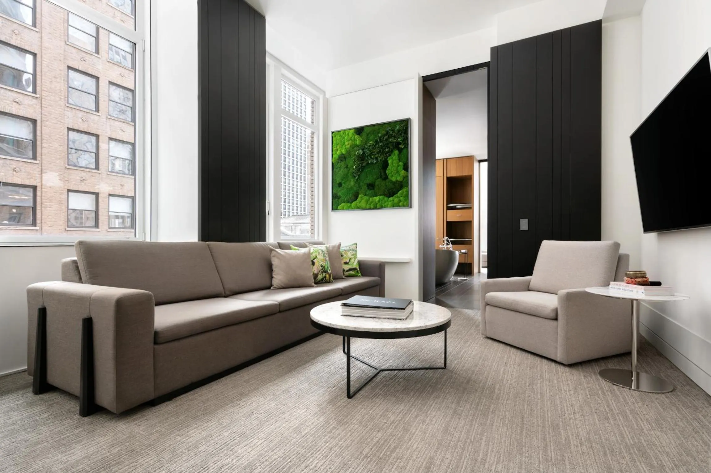 TV and multimedia in Andaz 5th Avenue, By Hyatt