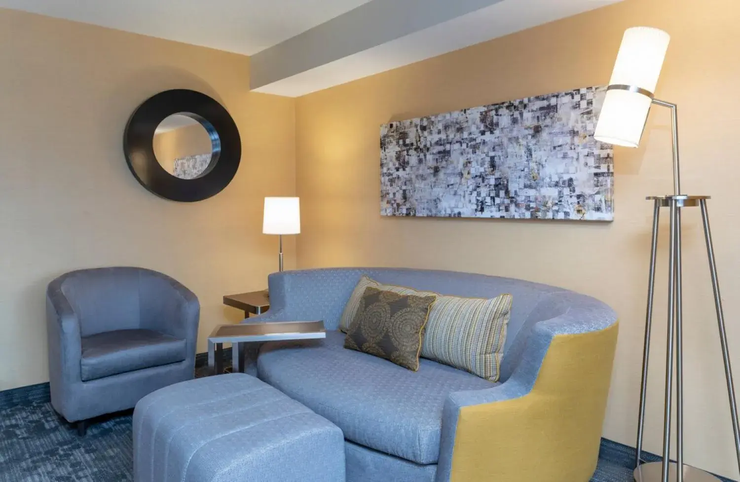 King Room with Sofa Bed and Adapted Tub - Mobility Accessible in Courtyard Milwaukee Airport King Room with Sofa Bed and Adapted Tub - Mobility Accessible in Courtyard Milwaukee Airport