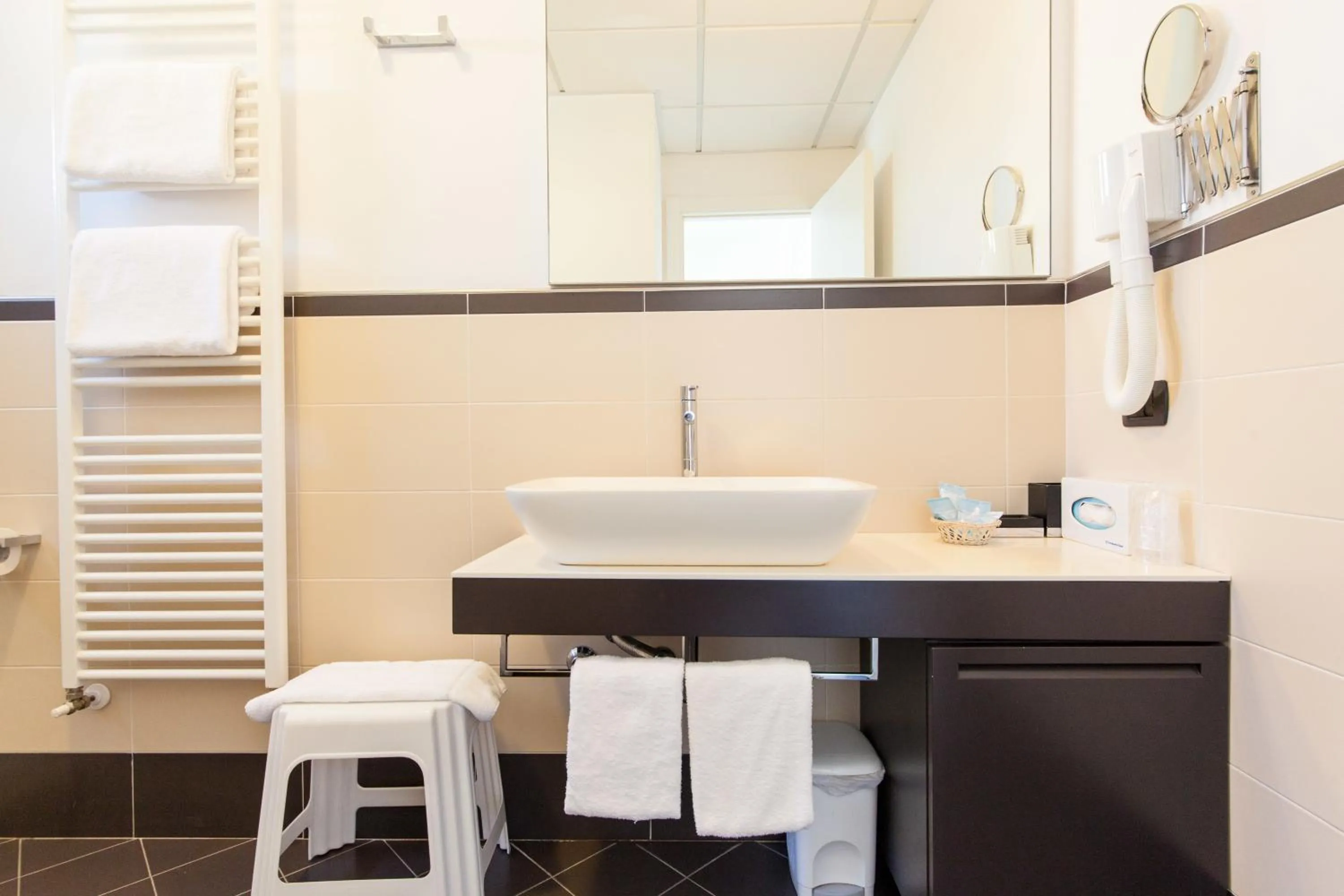 Toilet in Hotel Sahara