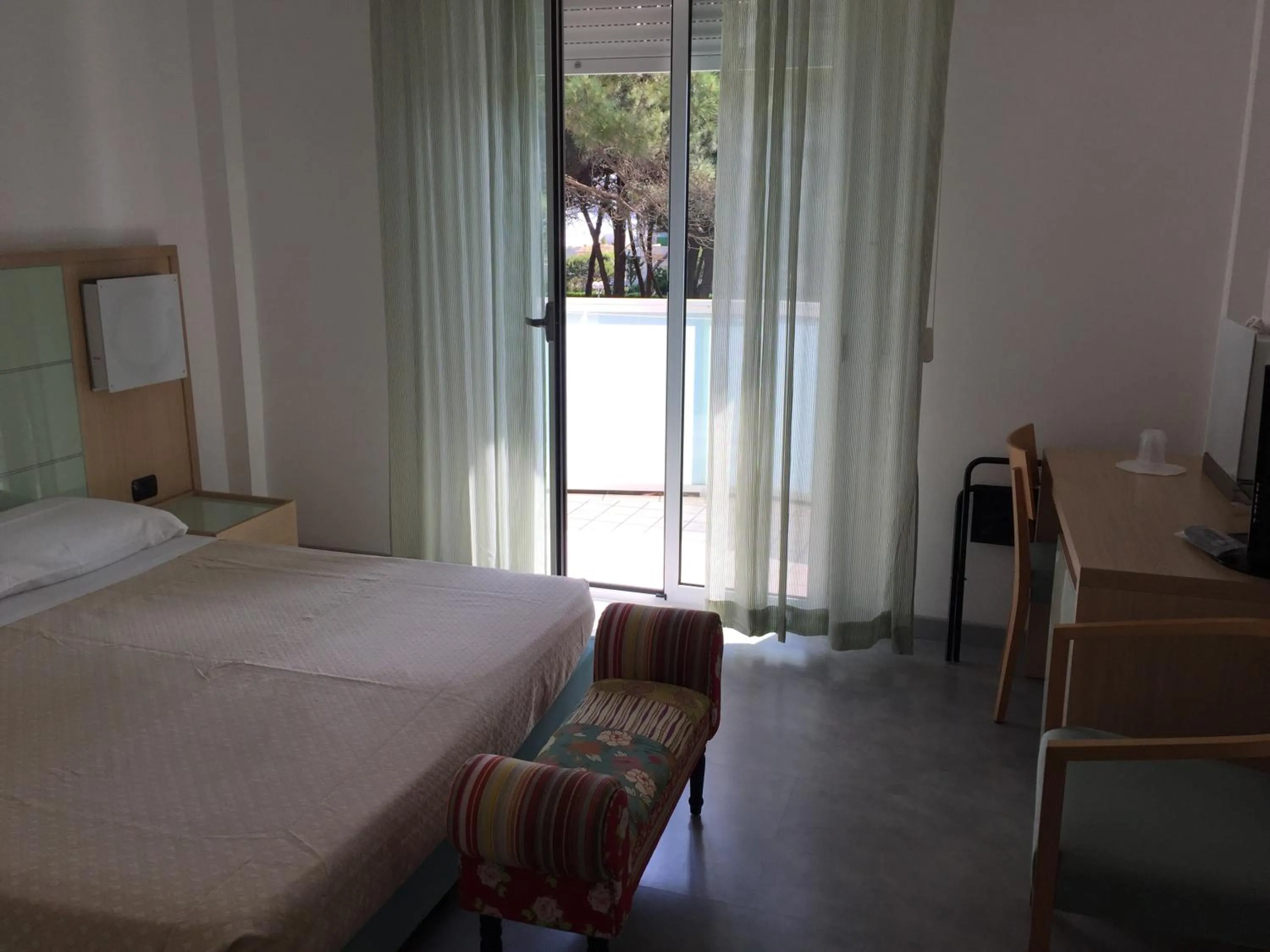 Bedroom, Bed in Hotel Sahara