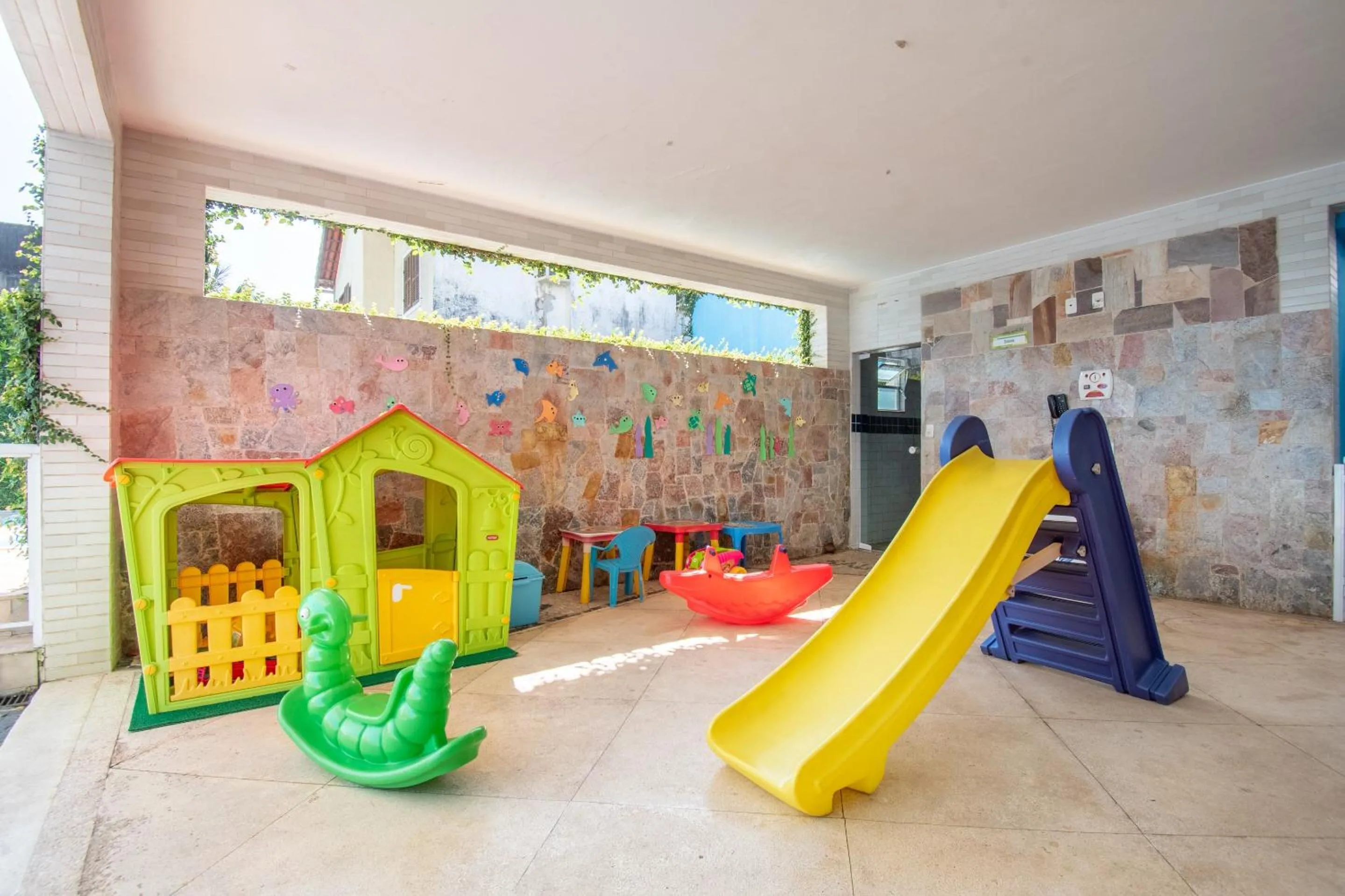 Kids's club in OYO Residencial Itacuruçá Apart Hotel, Mangaratiba