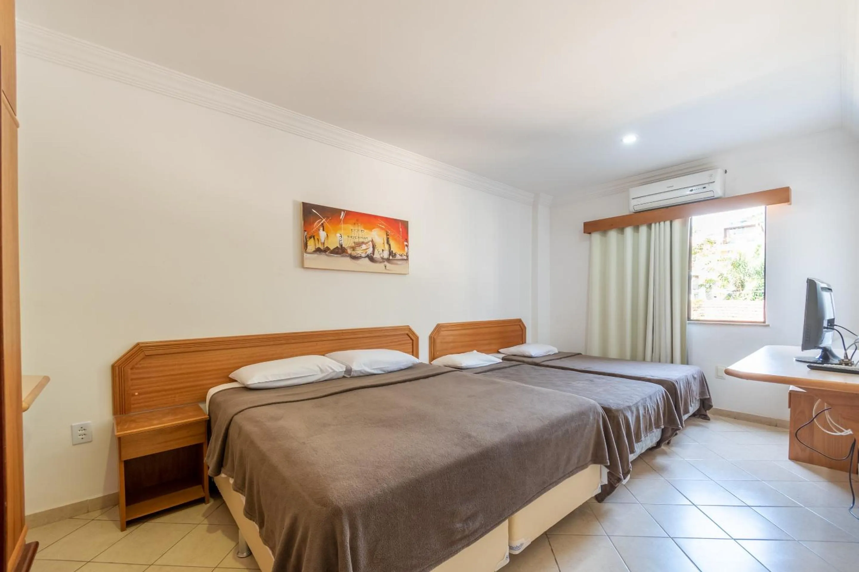 Bedroom, Bed in OYO Residencial Itacuruçá Apart Hotel, Mangaratiba