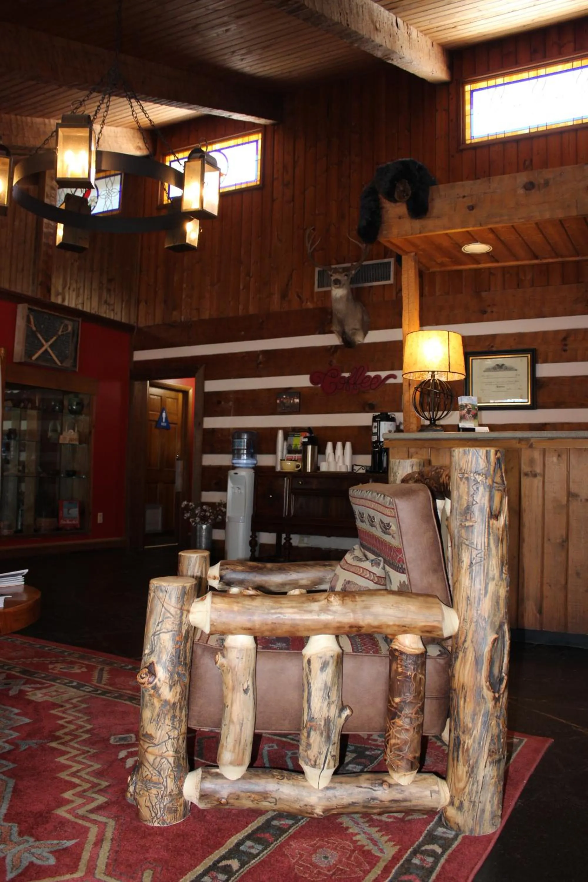 Lobby or reception in Great Smokies Inn - Cherokee