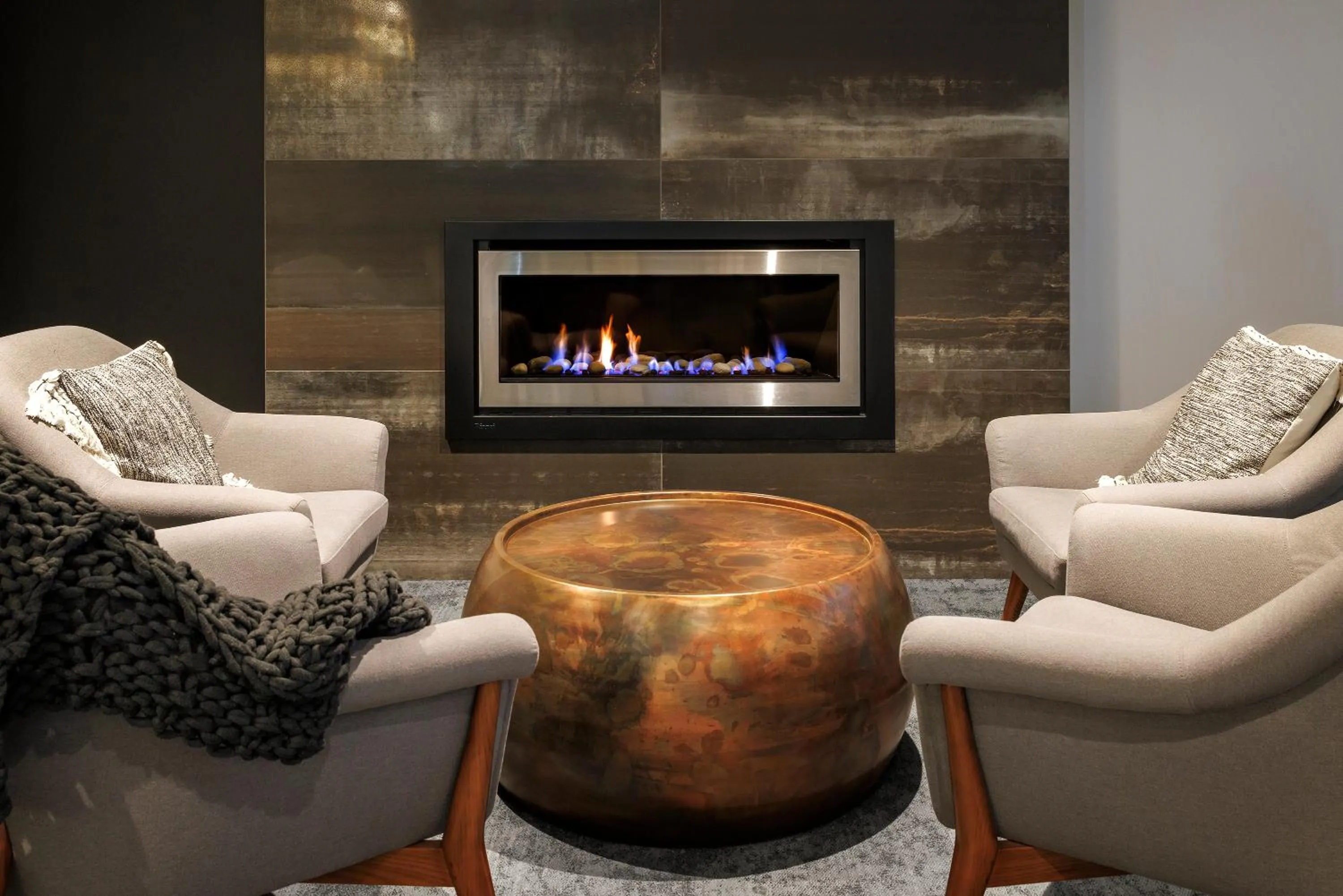 Lounge or bar in Hidden Lake Hotel & Apartments