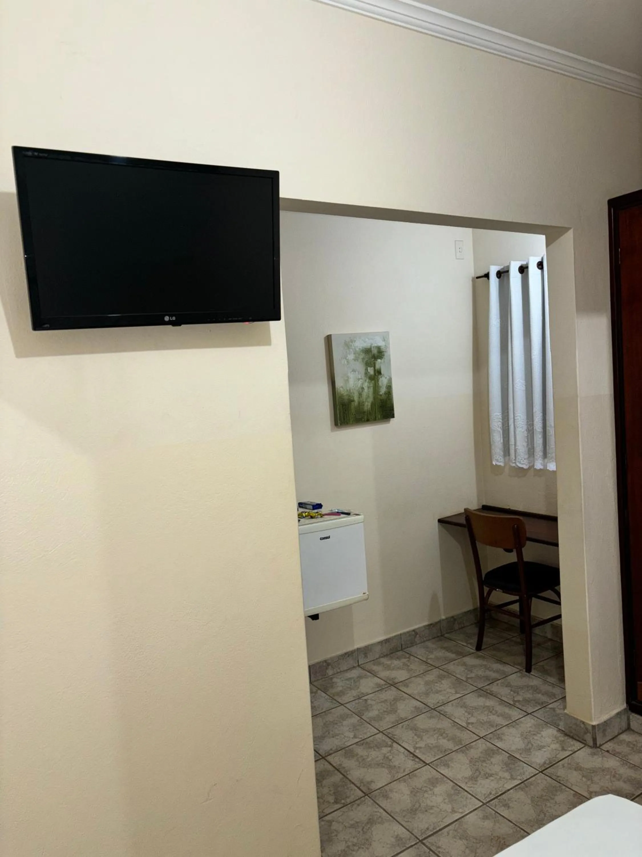 TV and multimedia, Bed in Hotel São Marcos Orlândia SP