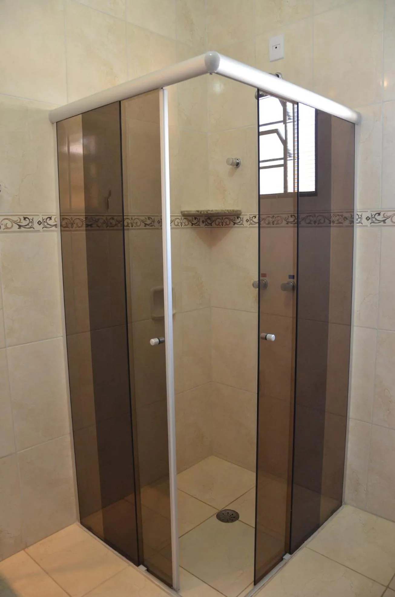 Shower in Hotel São Marcos Orlândia SP